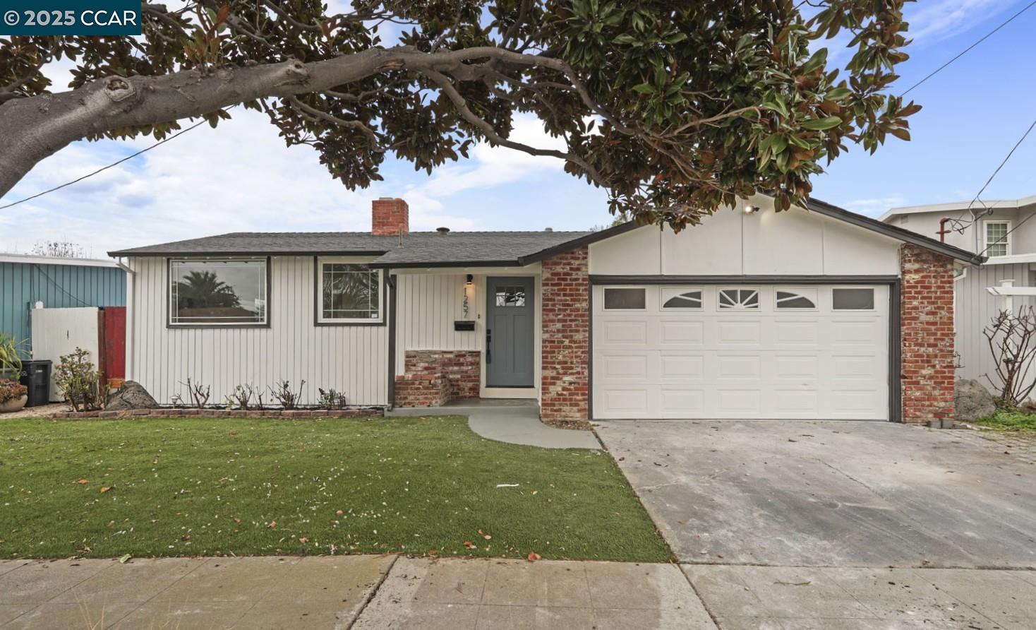 Detail Gallery Image 1 of 31 For 1257 West Street, Hayward,  CA 94545 - 3 Beds | 2 Baths