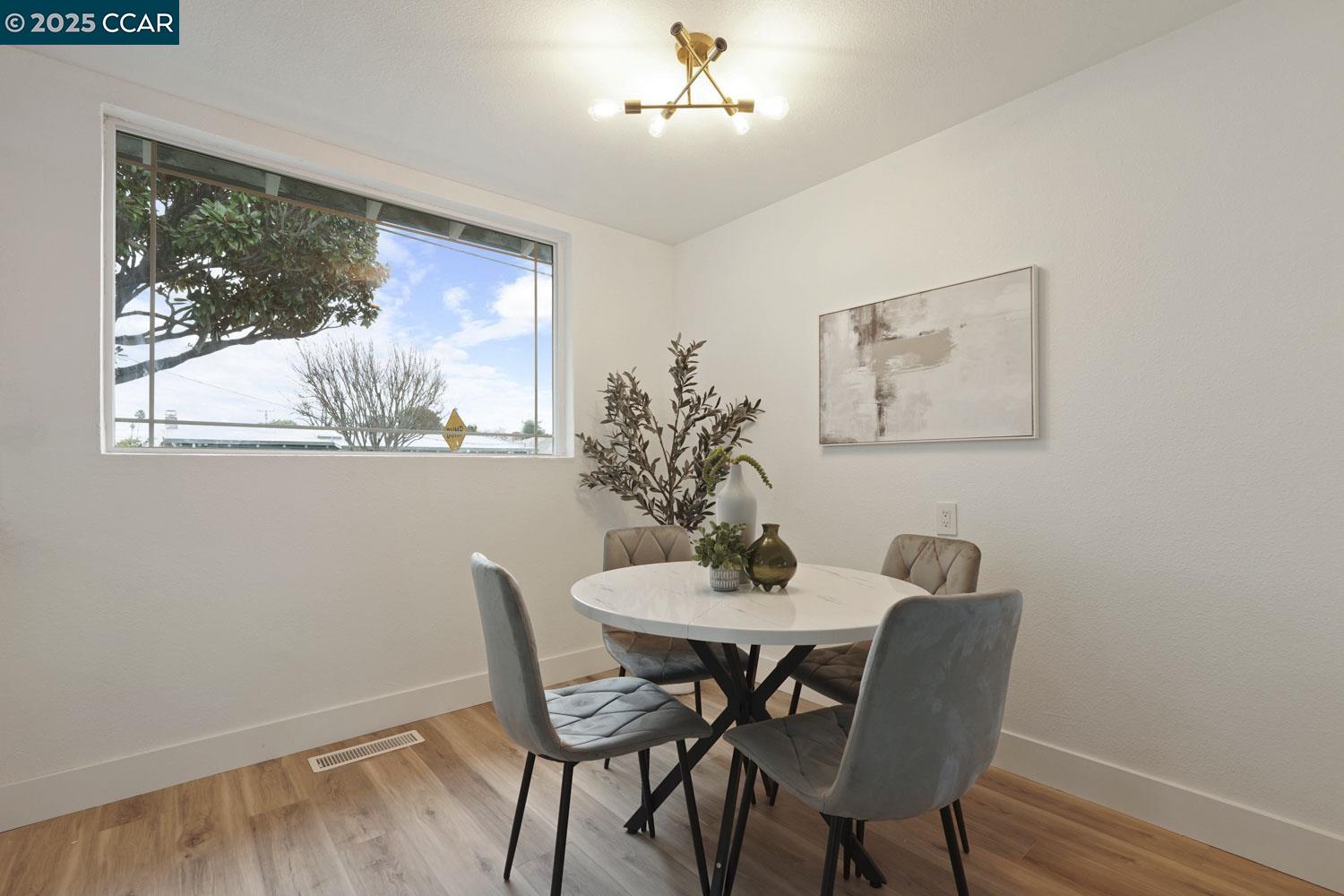 Detail Gallery Image 11 of 31 For 1257 West Street, Hayward,  CA 94545 - 3 Beds | 2 Baths