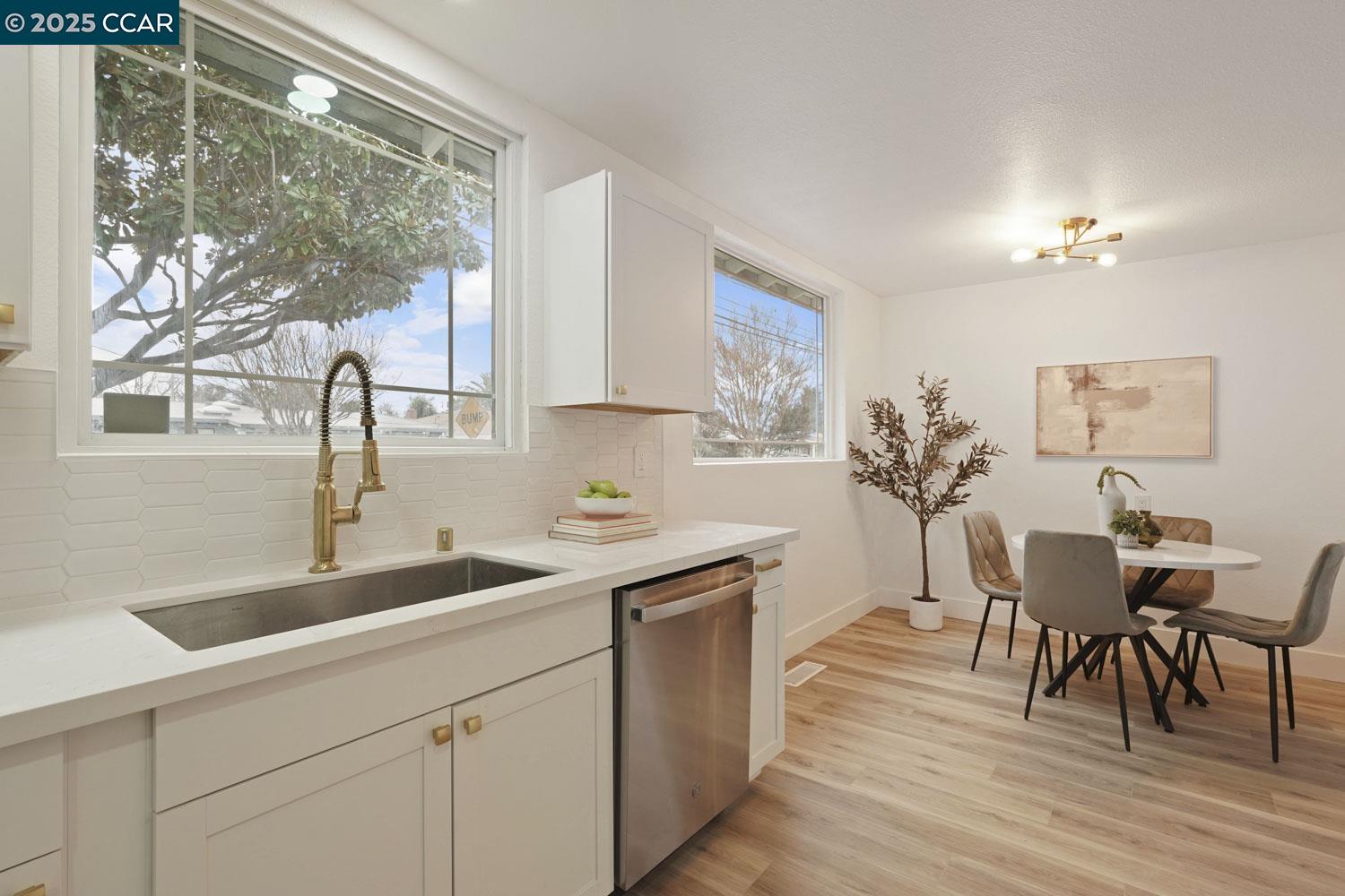 Detail Gallery Image 13 of 31 For 1257 West Street, Hayward,  CA 94545 - 3 Beds | 2 Baths