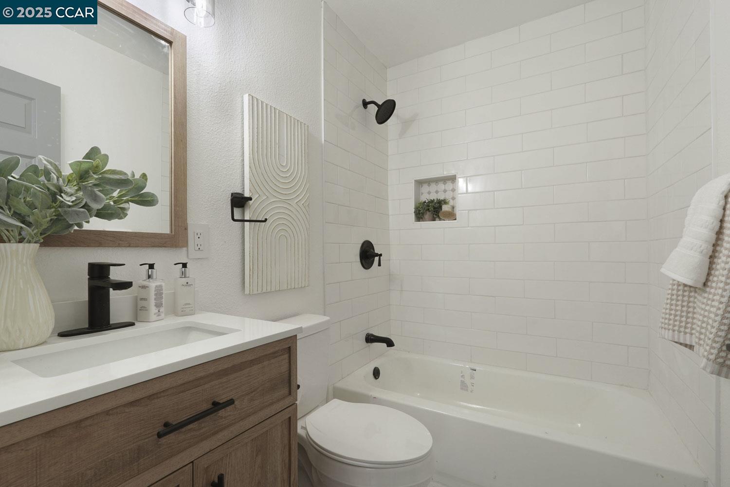 Detail Gallery Image 20 of 31 For 1257 West Street, Hayward,  CA 94545 - 3 Beds | 2 Baths