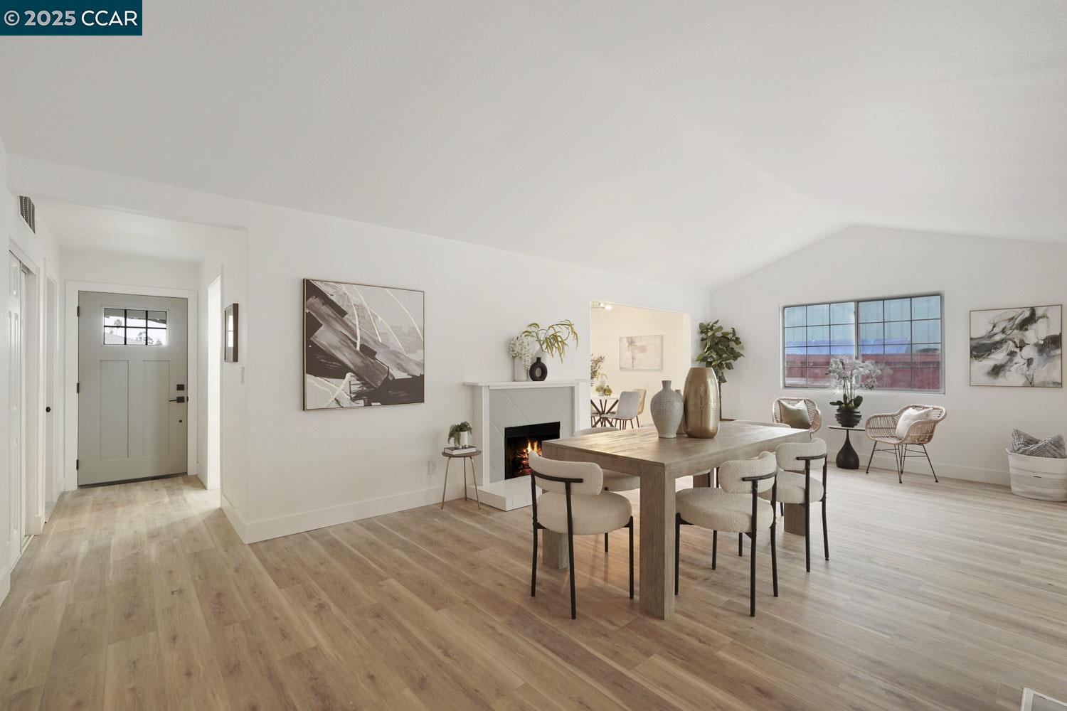 Detail Gallery Image 3 of 31 For 1257 West Street, Hayward,  CA 94545 - 3 Beds | 2 Baths