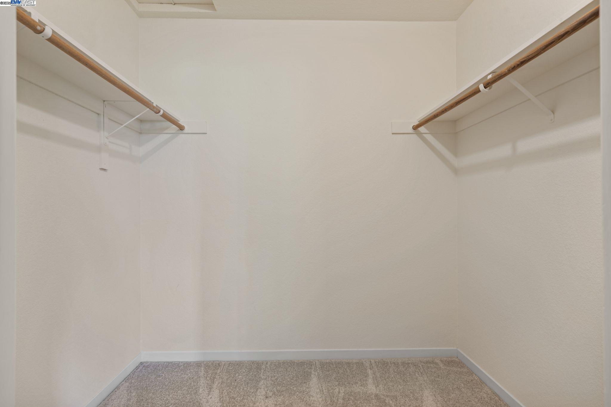 Detail Gallery Image 15 of 35 For 642 Centre Ct, Alameda,  CA 94502 - 2 Beds | 2/1 Baths