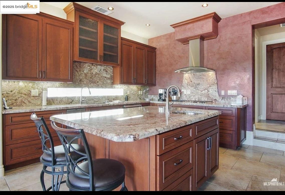 Detail Gallery Image 15 of 28 For 5520 Edgeview Dr, Discovery Bay,  CA 94505 - 4 Beds | 3/1 Baths
