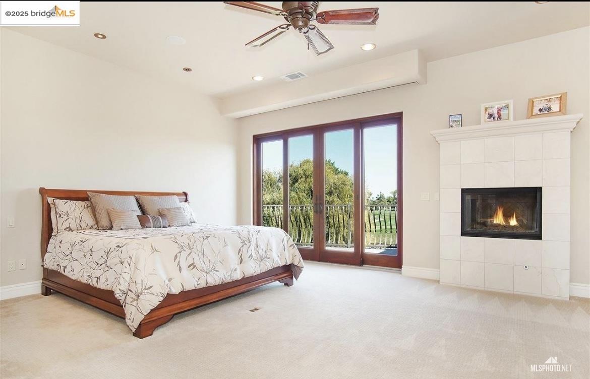Detail Gallery Image 16 of 28 For 5520 Edgeview Dr, Discovery Bay,  CA 94505 - 4 Beds | 3/1 Baths