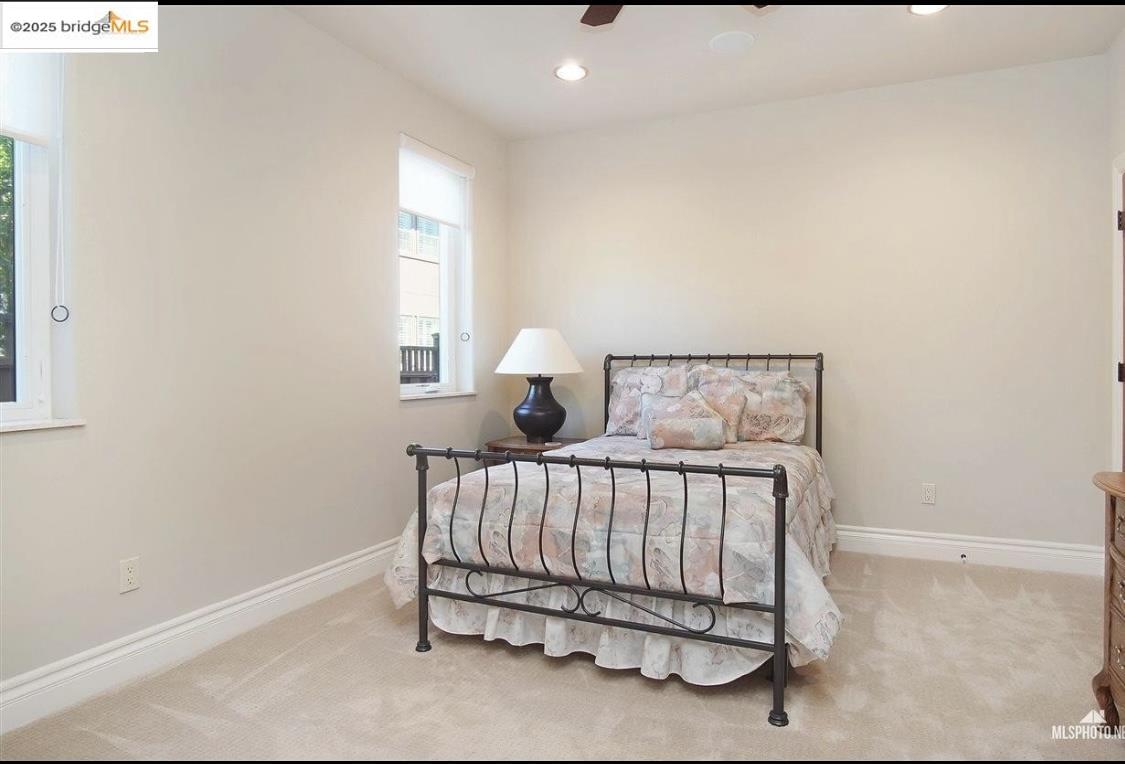 Detail Gallery Image 23 of 28 For 5520 Edgeview Dr, Discovery Bay,  CA 94505 - 4 Beds | 3/1 Baths