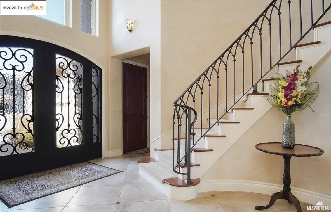 Detail Gallery Image 9 of 28 For 5520 Edgeview Dr, Discovery Bay,  CA 94505 - 4 Beds | 3/1 Baths