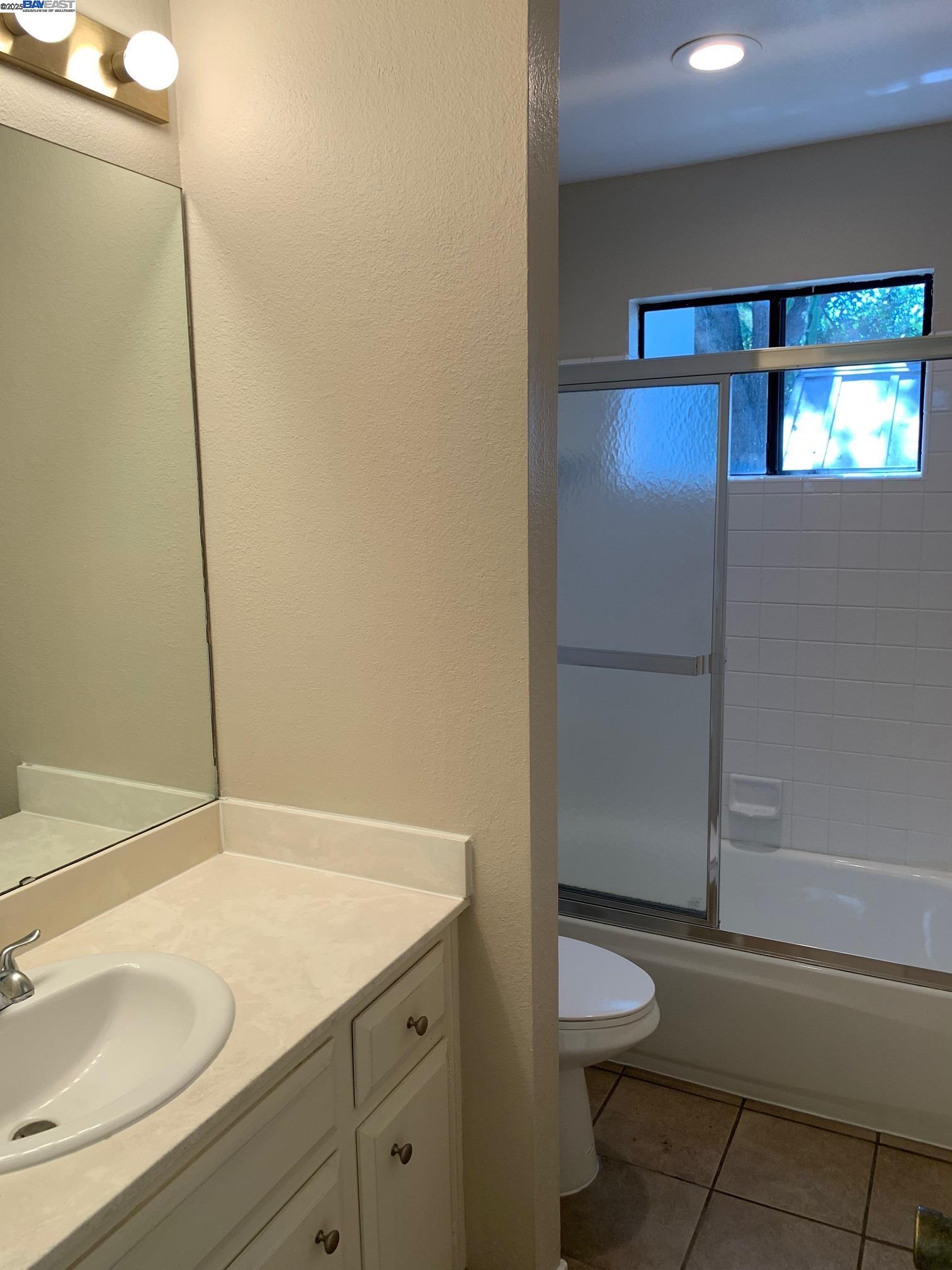 Detail Gallery Image 12 of 51 For 5529 Sandpiper Court, Stockton,  CA 95207 - – Beds | – Baths
