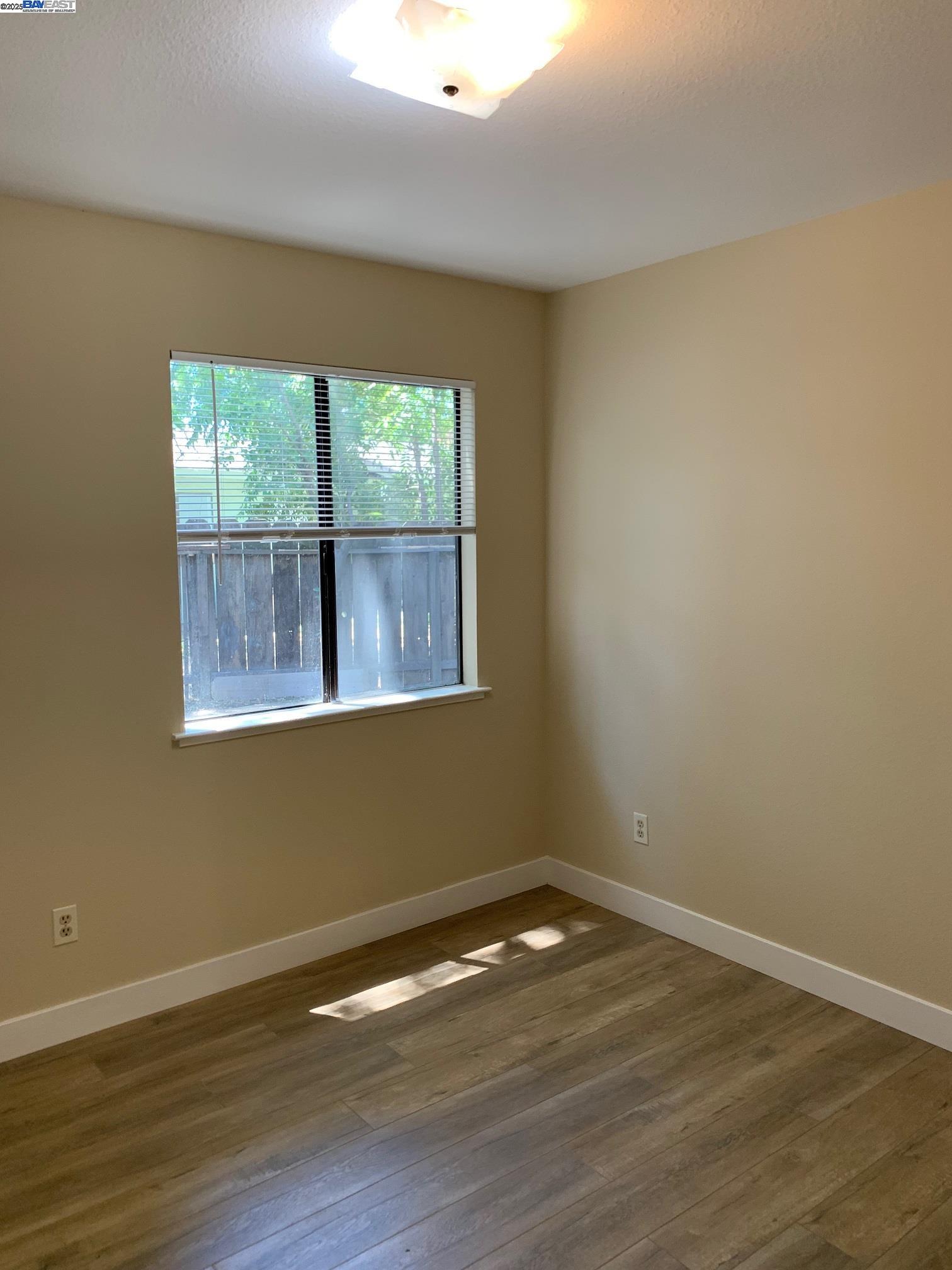 Detail Gallery Image 15 of 51 For 5529 Sandpiper Court, Stockton,  CA 95207 - – Beds | – Baths