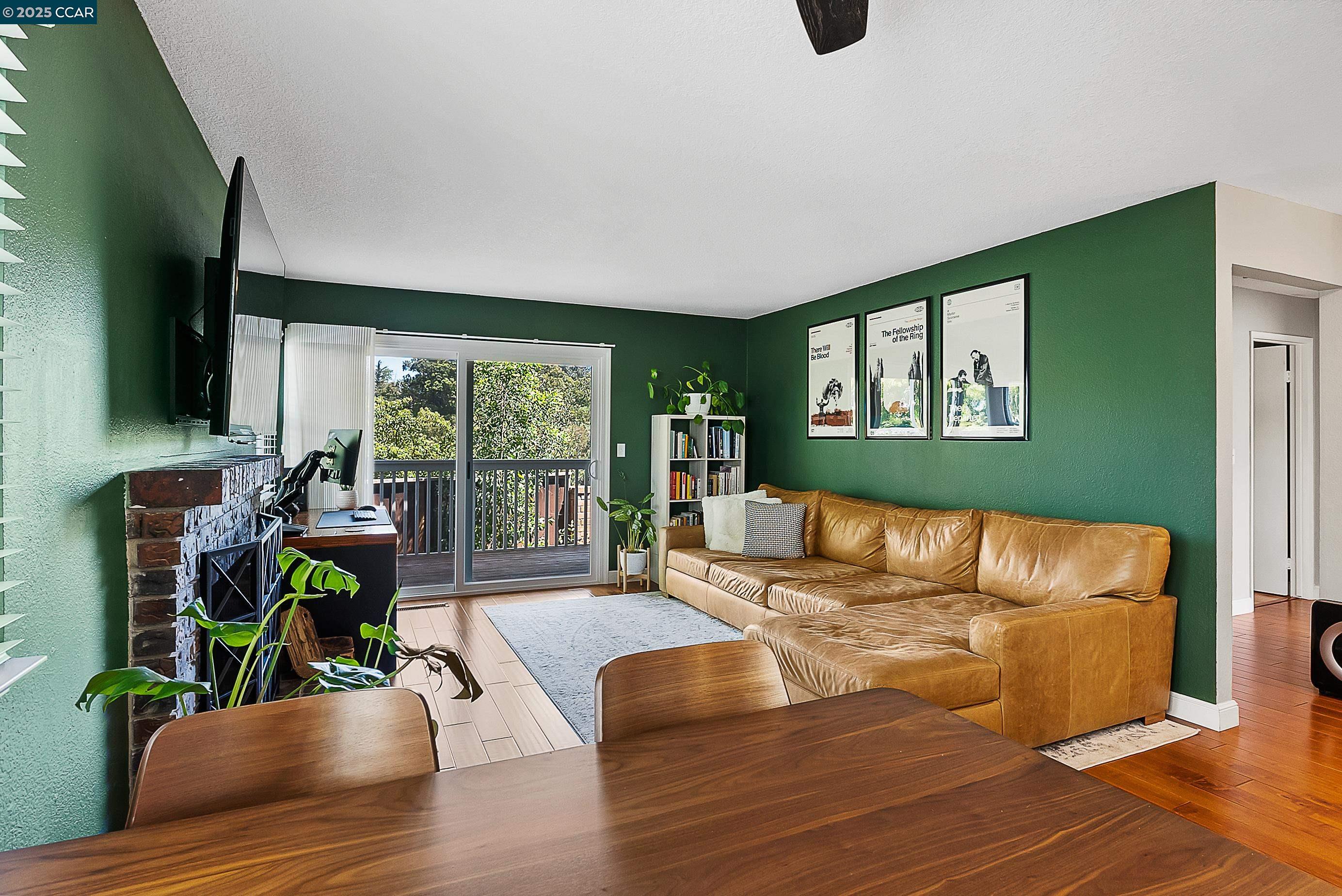 Detail Gallery Image 16 of 37 For 1817 Shirley Dr, Benicia,  CA 94510 - 2 Beds | 2 Baths