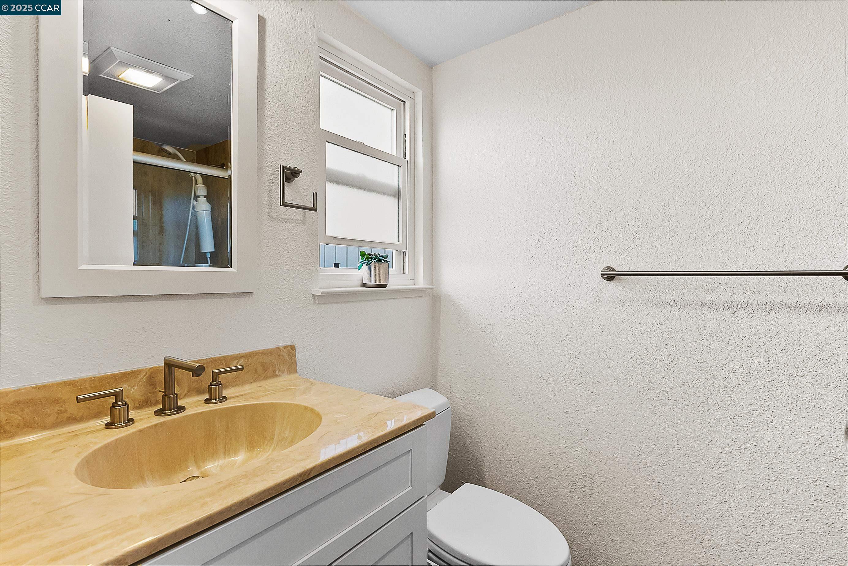 Detail Gallery Image 25 of 37 For 1817 Shirley Dr, Benicia,  CA 94510 - 2 Beds | 2 Baths