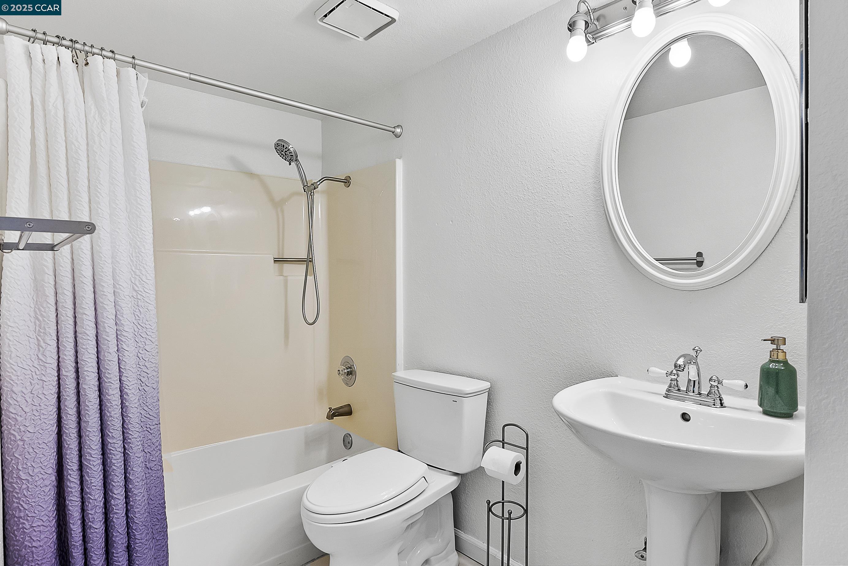 Detail Gallery Image 27 of 37 For 1817 Shirley Dr, Benicia,  CA 94510 - 2 Beds | 2 Baths