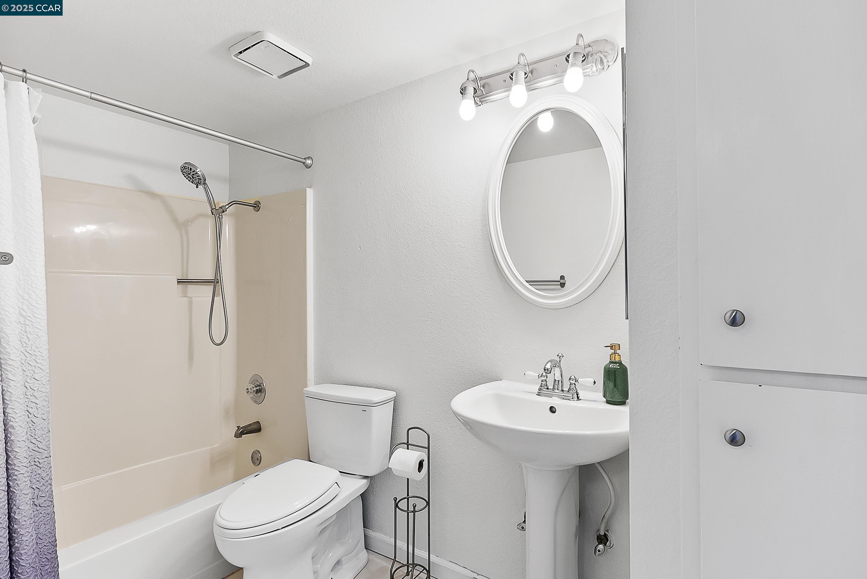 Detail Gallery Image 28 of 37 For 1817 Shirley Dr, Benicia,  CA 94510 - 2 Beds | 2 Baths