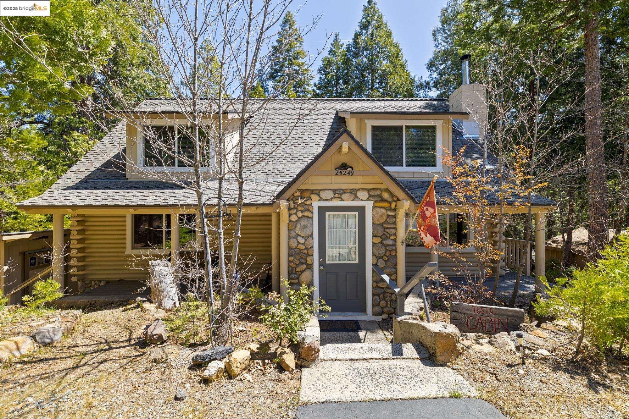 Detail Gallery Image 1 of 26 For 25249 Rebekah Rd, Long Barn,  CA 95335 - 4 Beds | 2 Baths
