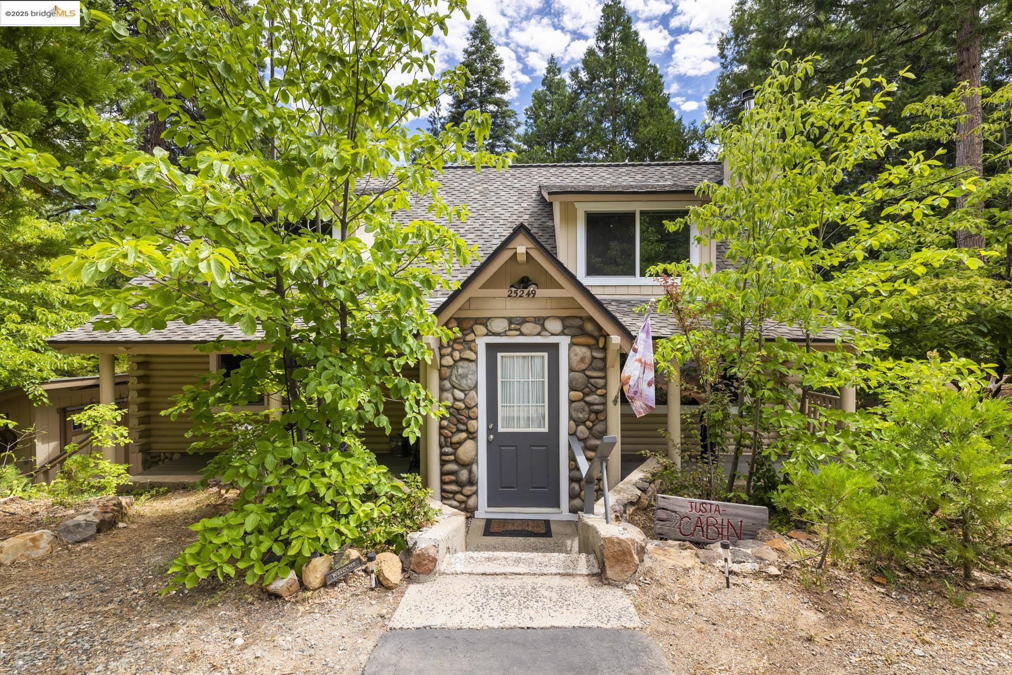 Detail Gallery Image 1 of 31 For 25249 Rebekah Rd, Long Barn,  CA 95335 - 4 Beds | 2 Baths