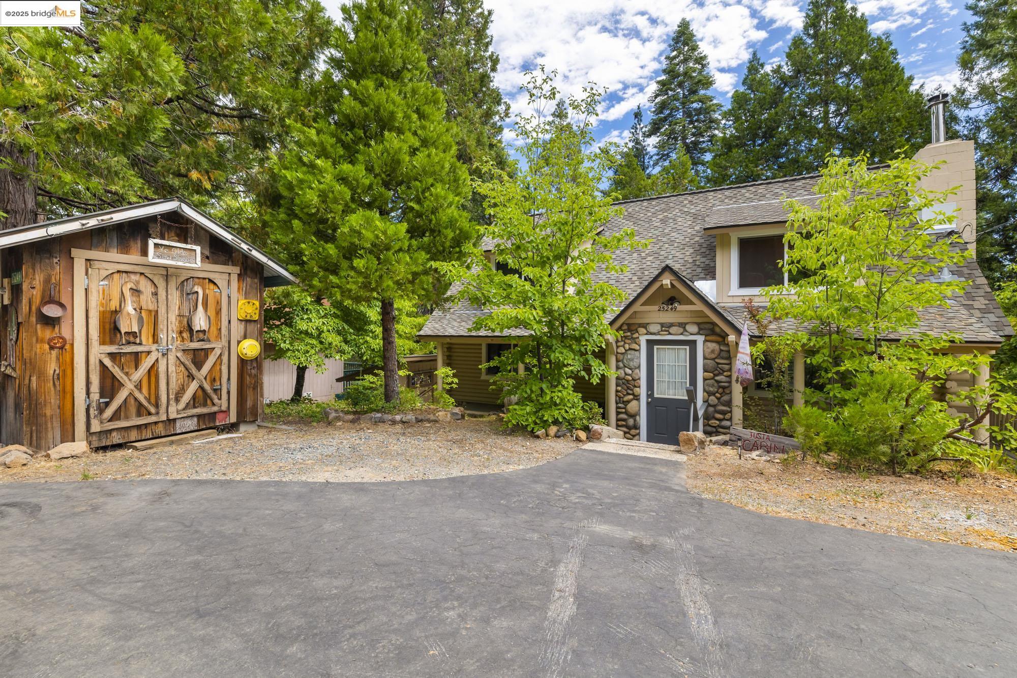Detail Gallery Image 27 of 31 For 25249 Rebekah Rd, Long Barn,  CA 95335 - 4 Beds | 2 Baths