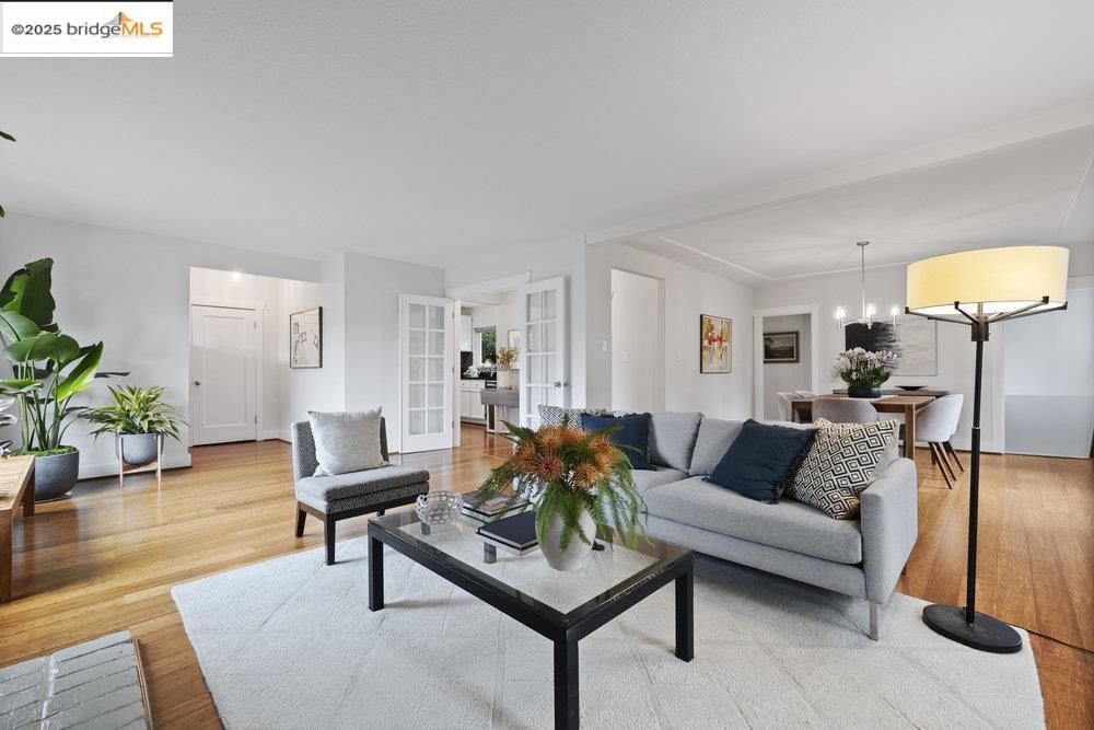 Detail Gallery Image 14 of 49 For 4150 Laurel Ave, Oakland,  CA 94602 - 3 Beds | 2 Baths