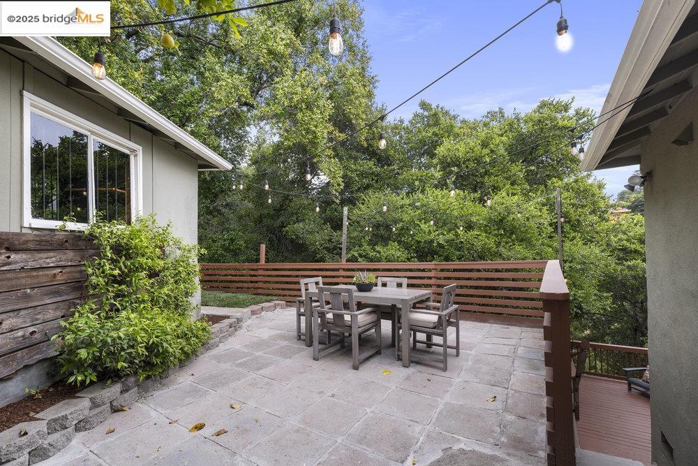 Detail Gallery Image 23 of 49 For 4150 Laurel Ave, Oakland,  CA 94602 - 3 Beds | 2 Baths