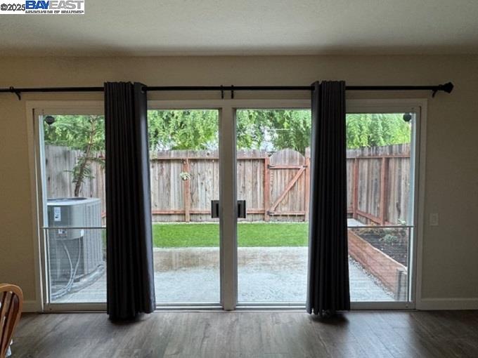 Detail Gallery Image 16 of 43 For 1016 Glenn Cmn, Livermore,  CA 94551 - 3 Beds | 1/1 Baths