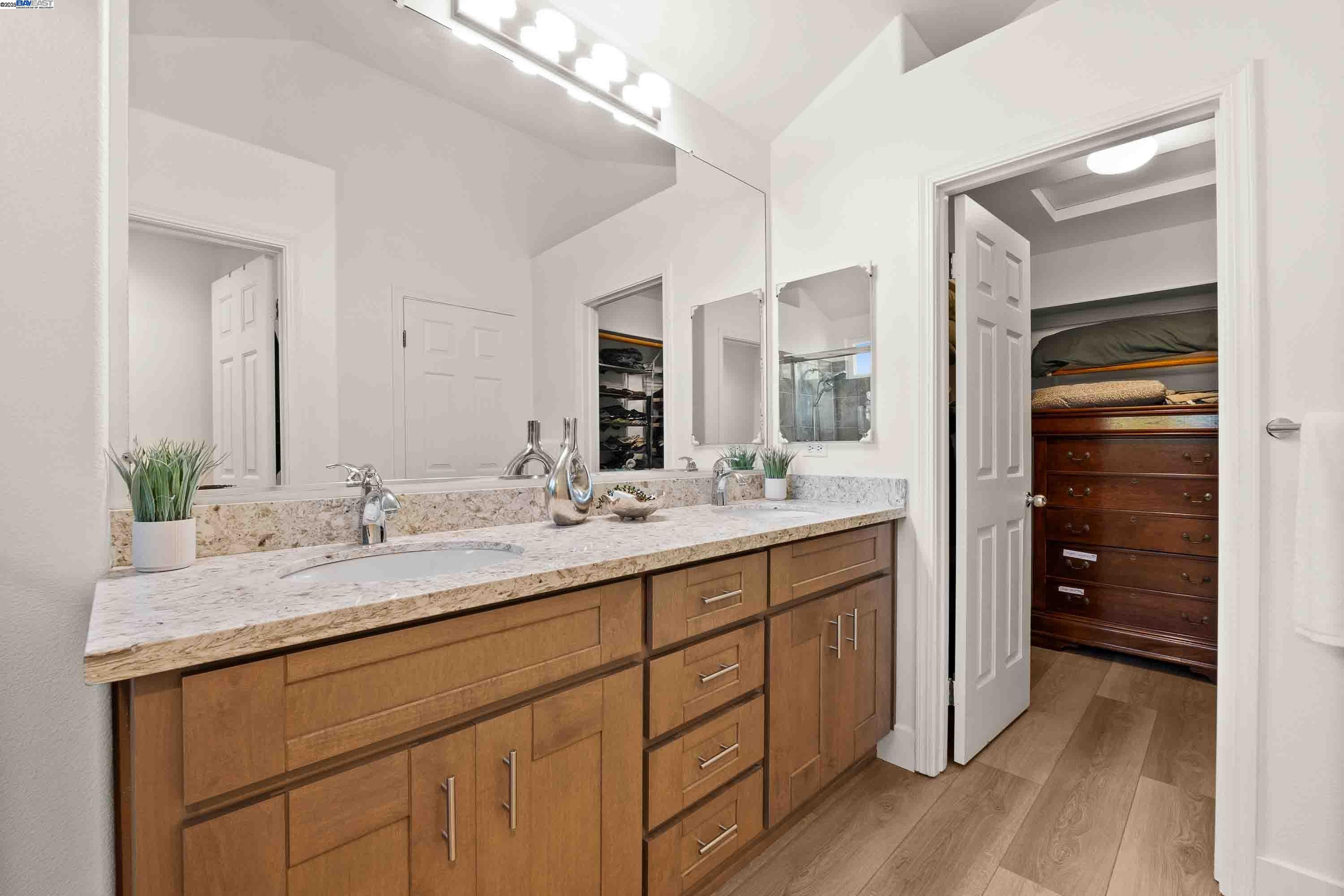 Detail Gallery Image 17 of 48 For 36942 Papaya St, Newark,  CA 94560 - 3 Beds | 2/1 Baths
