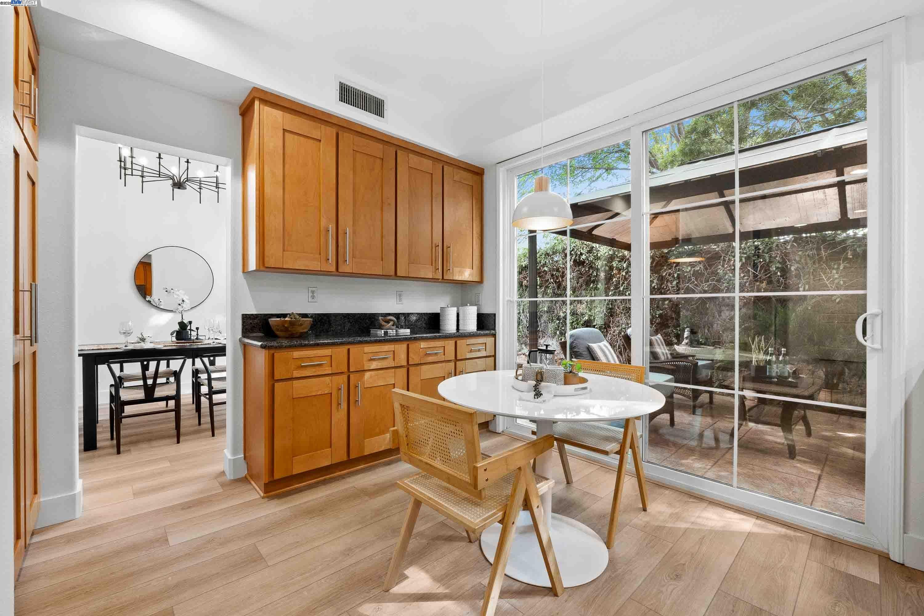 Detail Gallery Image 6 of 48 For 36942 Papaya St, Newark,  CA 94560 - 3 Beds | 2/1 Baths