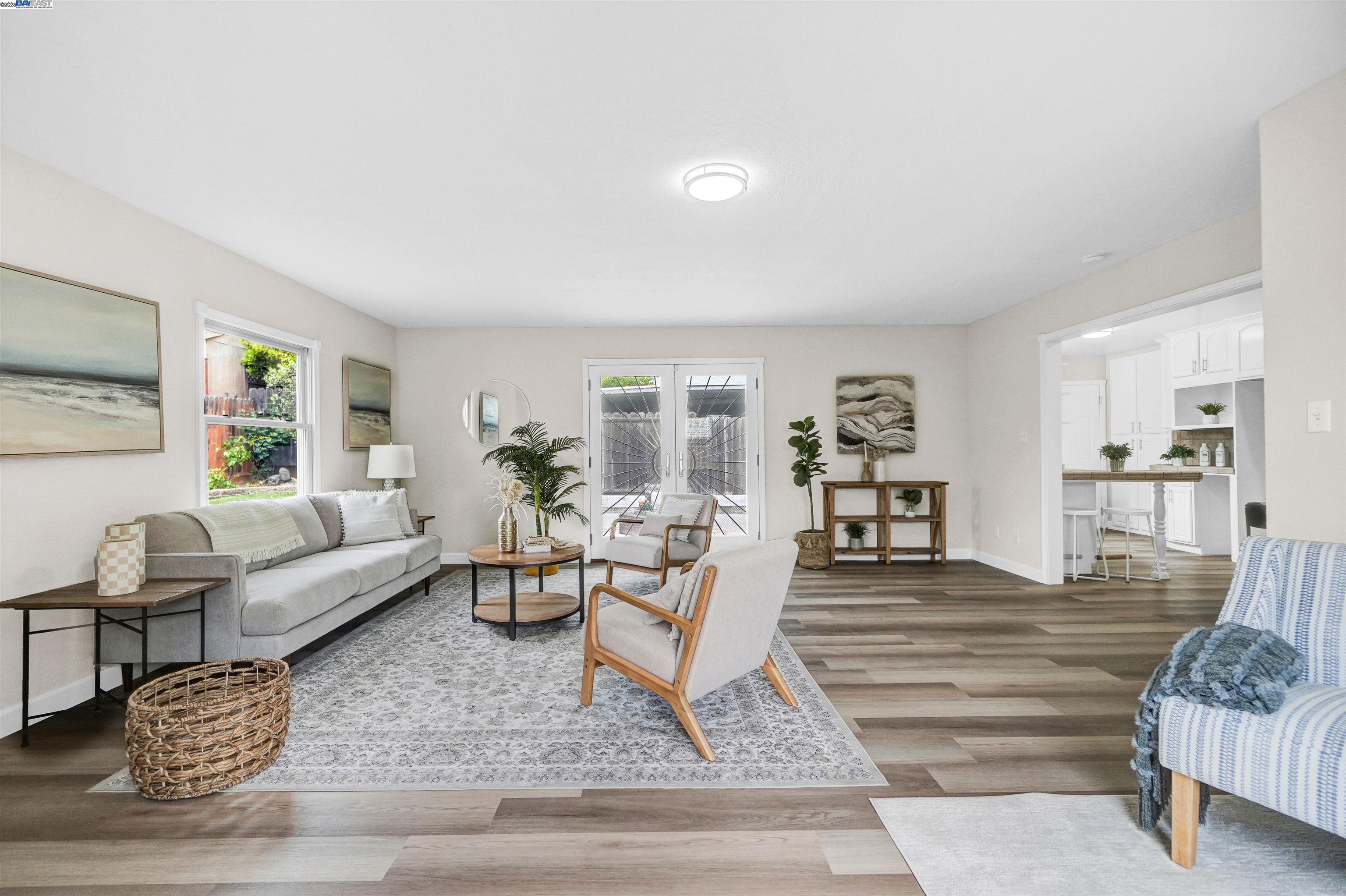 Detail Gallery Image 22 of 44 For 19157 San Miguel Ave, Castro Valley,  CA 94546 - 3 Beds | 1/1 Baths
