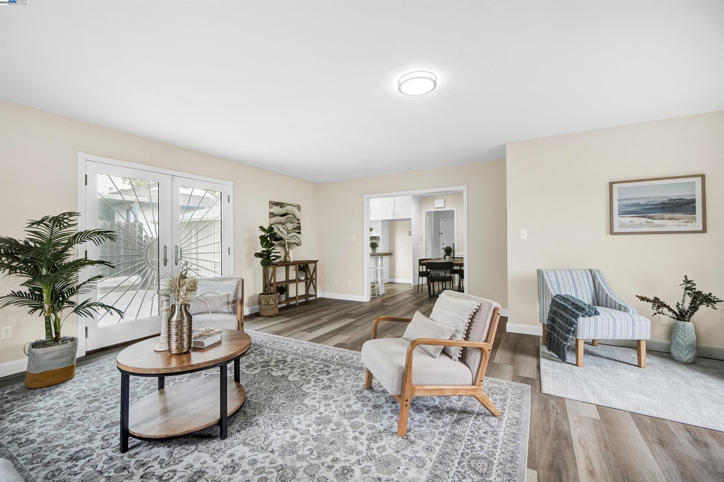 Detail Gallery Image 23 of 44 For 19157 San Miguel Ave, Castro Valley,  CA 94546 - 3 Beds | 1/1 Baths