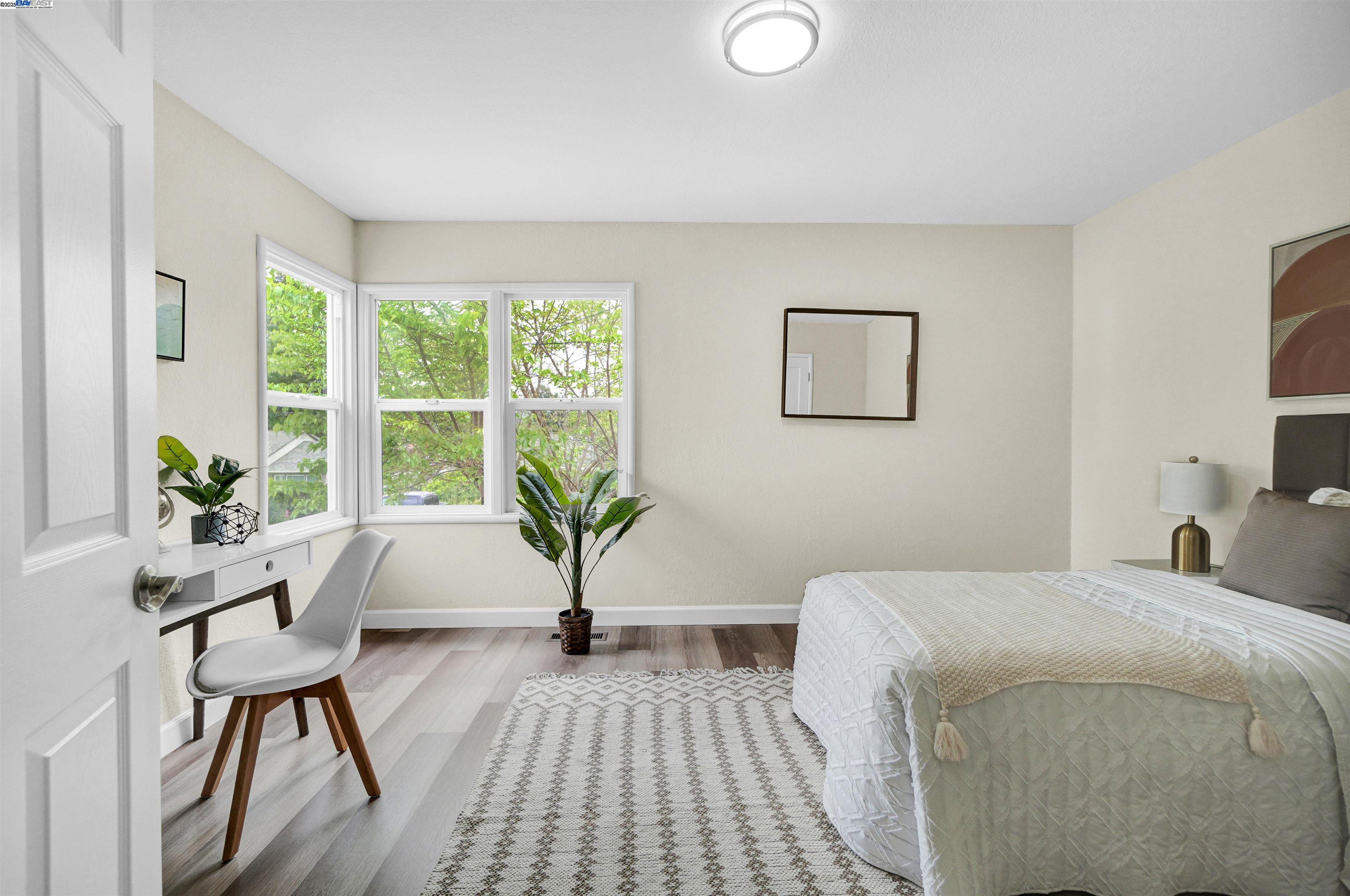 Detail Gallery Image 31 of 44 For 19157 San Miguel Ave, Castro Valley,  CA 94546 - 3 Beds | 1/1 Baths
