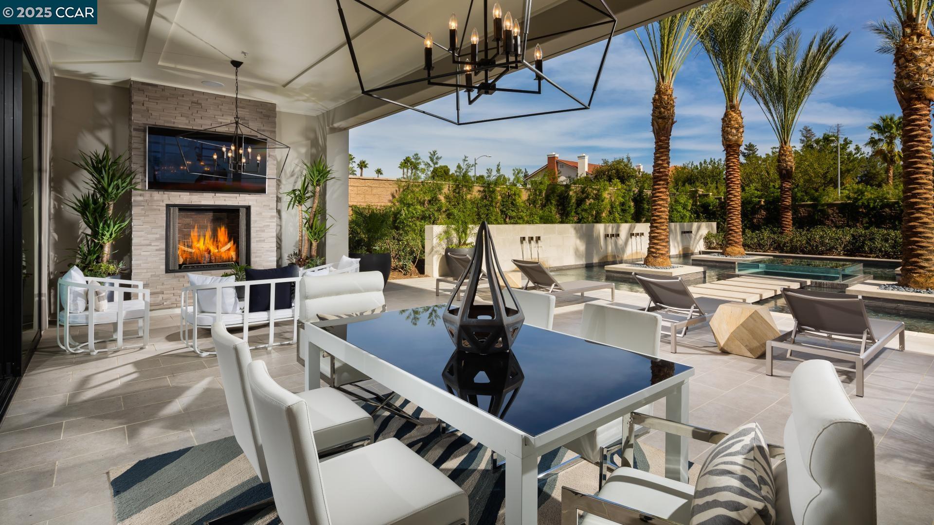 Detail Gallery Image 5 of 16 For 18521 Corte Damian, Morgan Hill,  CA 95037 - 5 Beds | 5/1 Baths