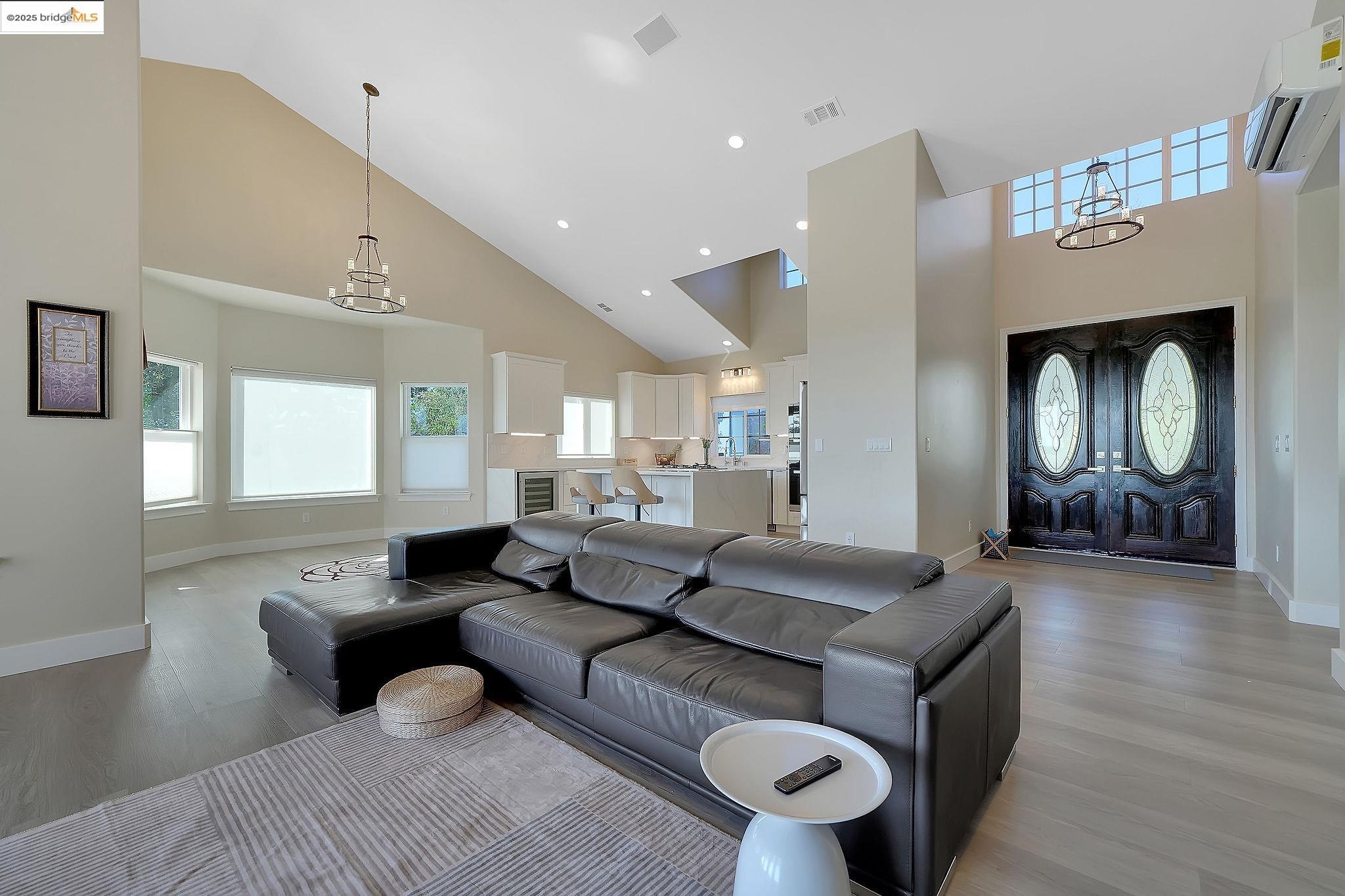 Detail Gallery Image 18 of 60 For 2335 Oak Creek, Copperopolis,  CA 95228 - 3 Beds | 2 Baths