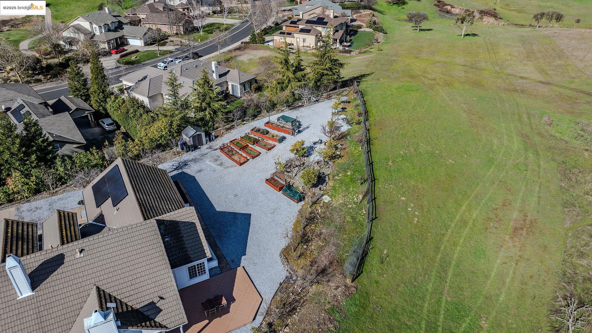 Detail Gallery Image 3 of 60 For 2335 Oak Creek, Copperopolis,  CA 95228 - 3 Beds | 2 Baths