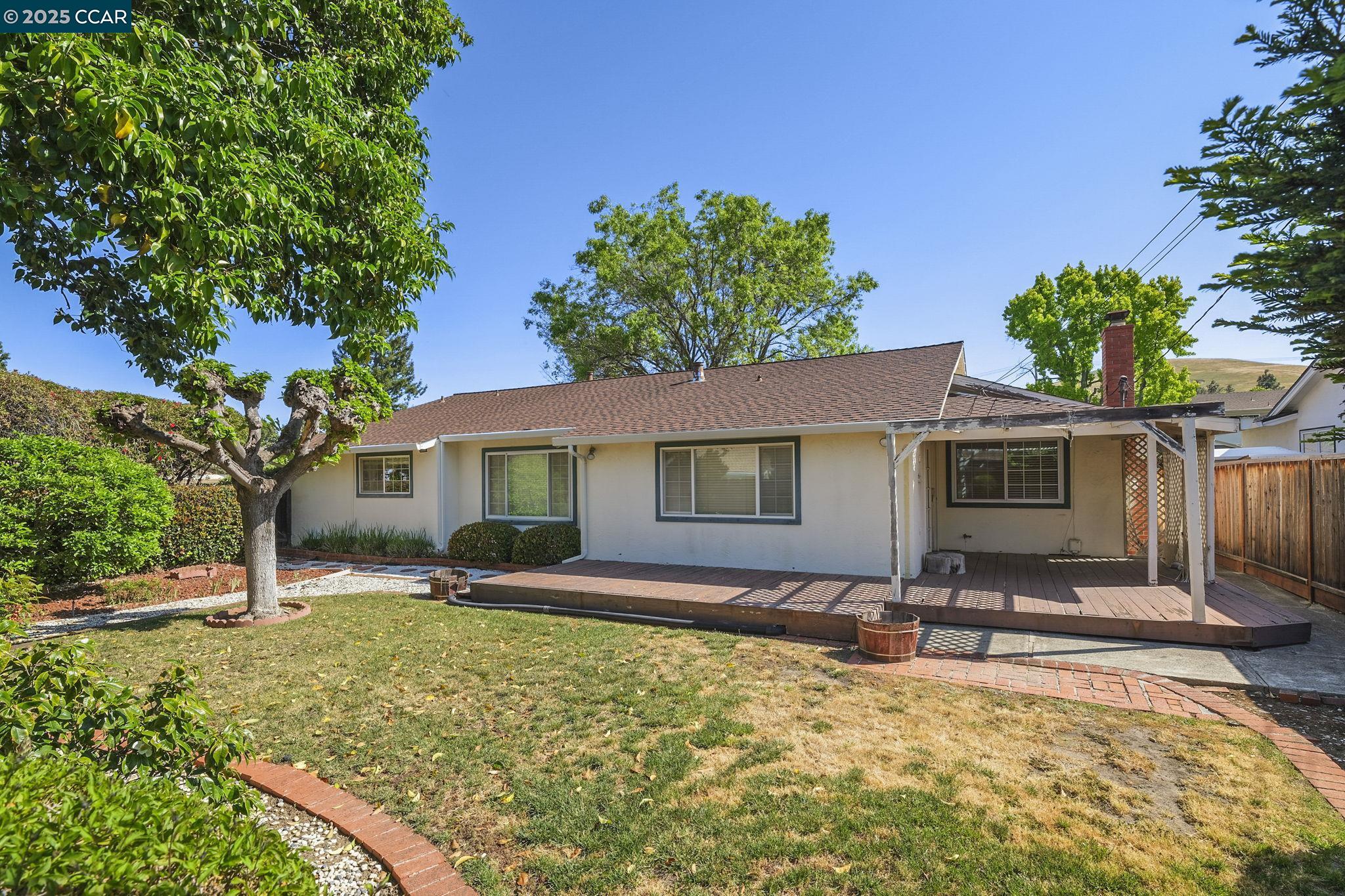 Detail Gallery Image 32 of 35 For 735 San Bruno Ct, Concord,  CA 94518 - 3 Beds | 2 Baths