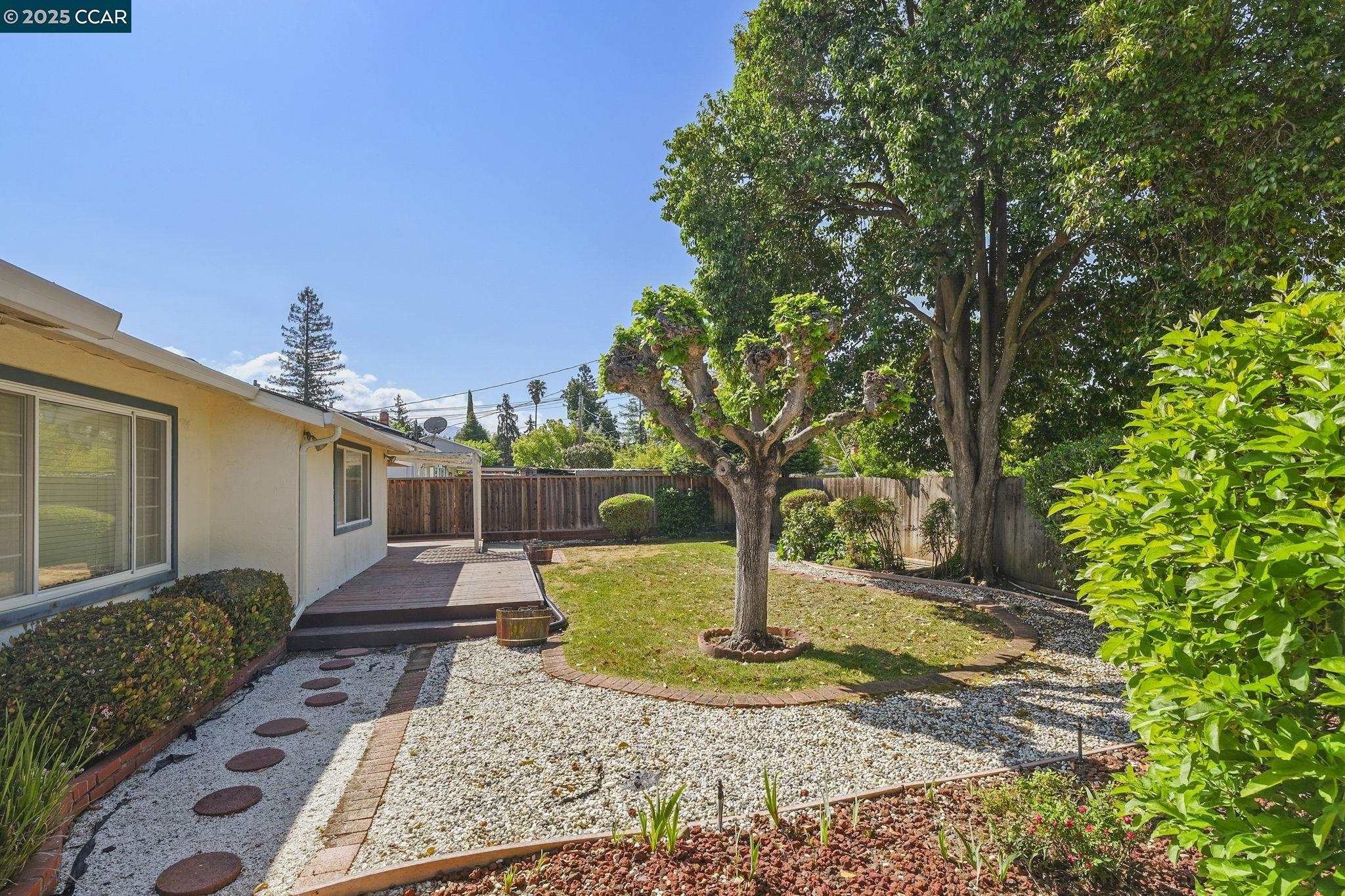 Detail Gallery Image 34 of 35 For 735 San Bruno Ct, Concord,  CA 94518 - 3 Beds | 2 Baths