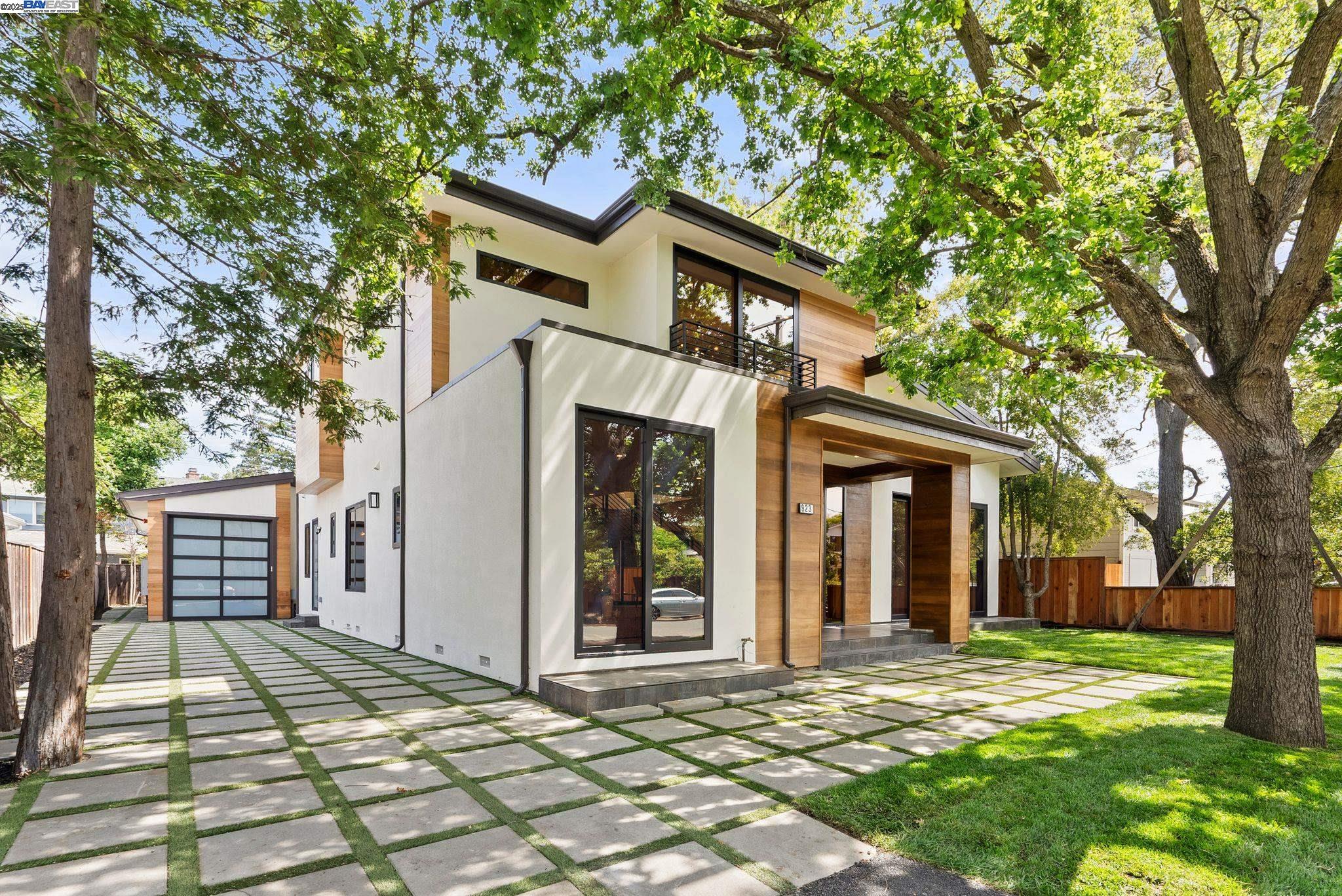 Detail Gallery Image 38 of 60 For 923 Shauna, Palo Alto,  CA 94306 - 6 Beds | 5/1 Baths
