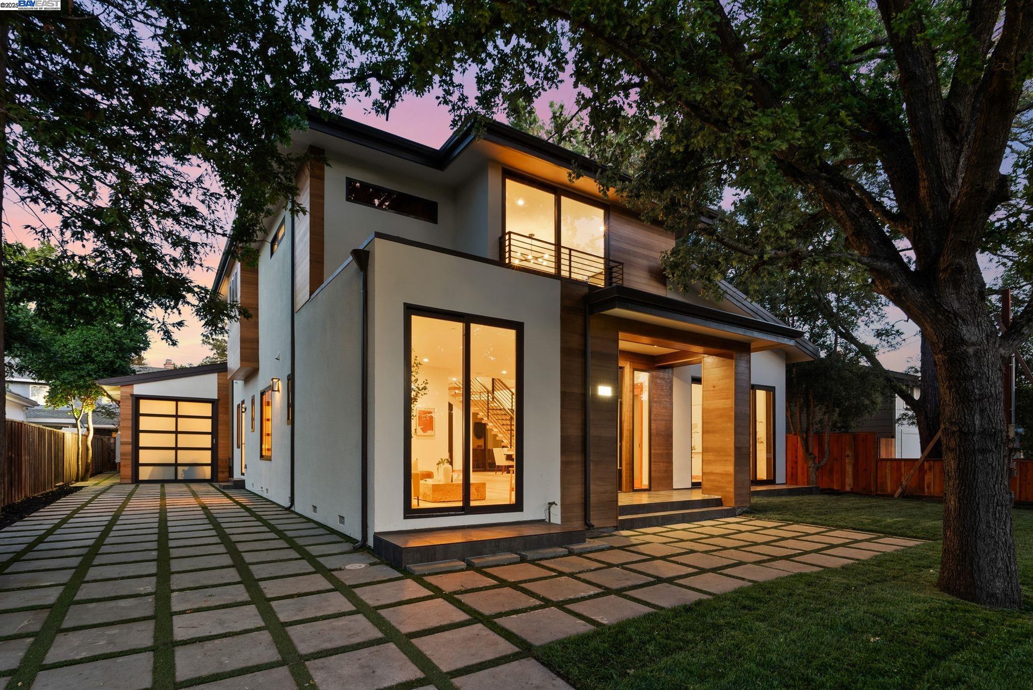Detail Gallery Image 53 of 60 For 923 Shauna, Palo Alto,  CA 94306 - 6 Beds | 5/1 Baths