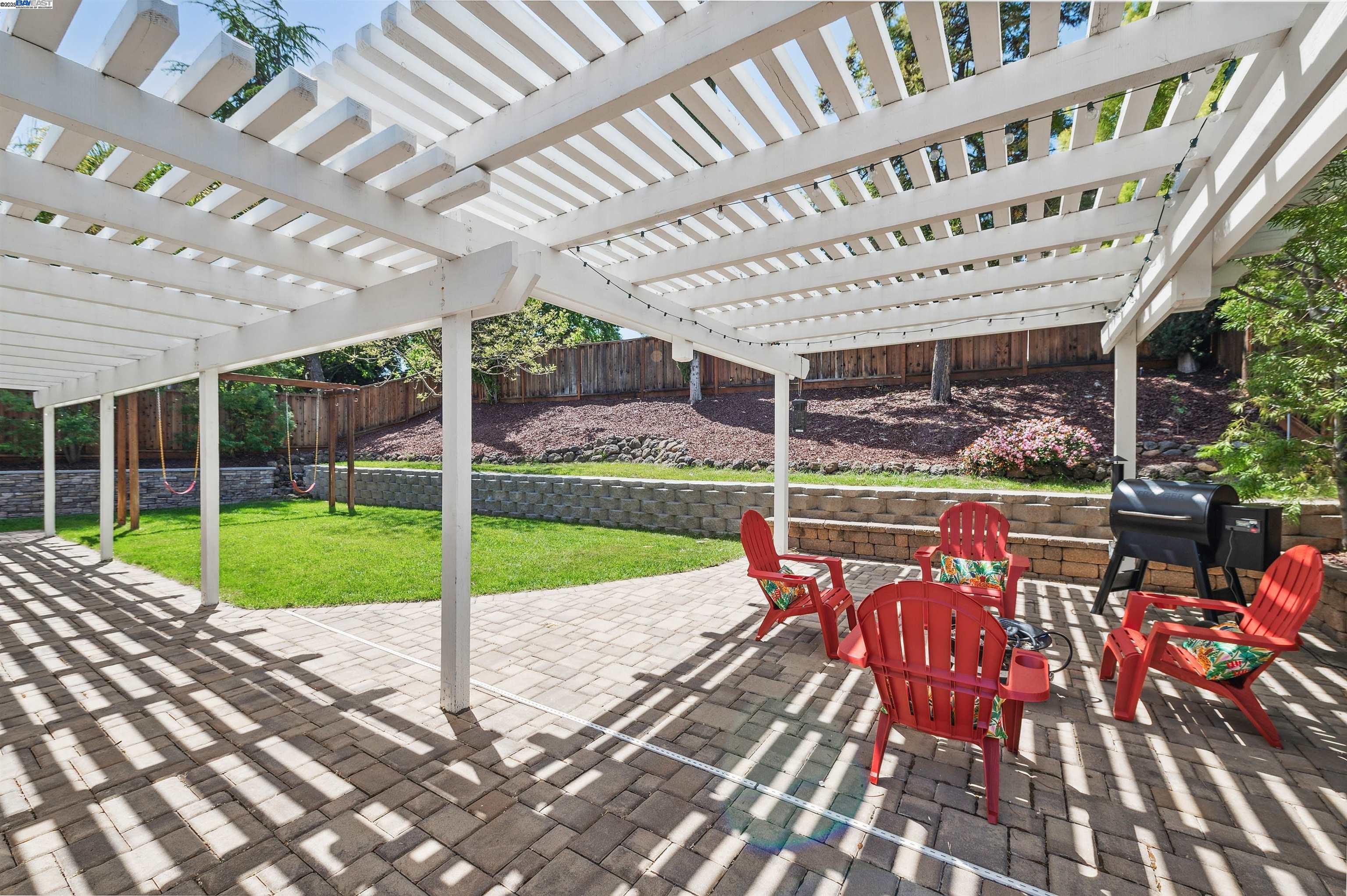 Detail Gallery Image 29 of 32 For 3625 Touriga Dr, Pleasanton,  CA 94566 - 4 Beds | 2 Baths