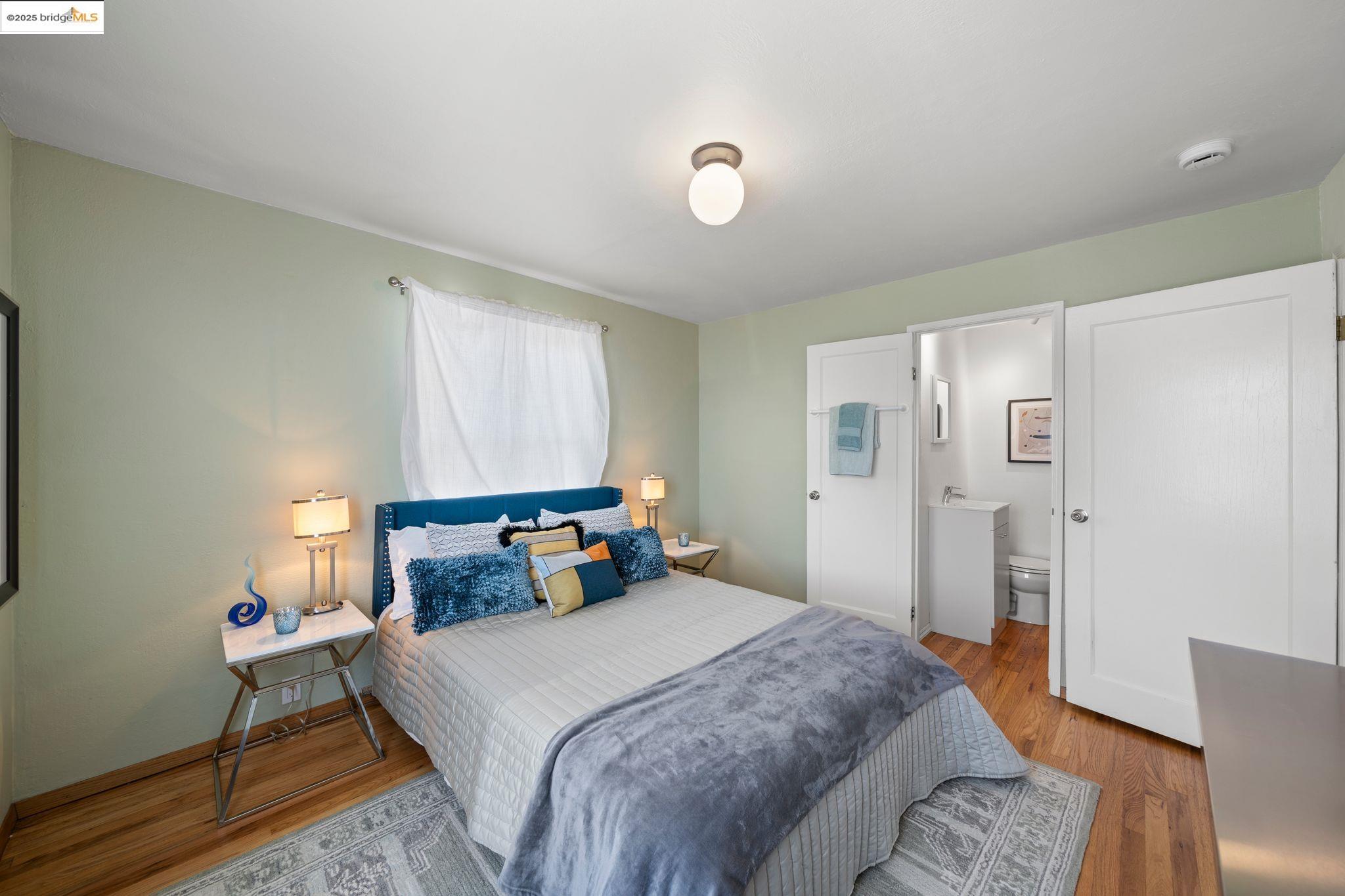 Detail Gallery Image 12 of 30 For 1724 Bayo Vista Ave, San Pablo,  CA 94806 - 2 Beds | 1/1 Baths