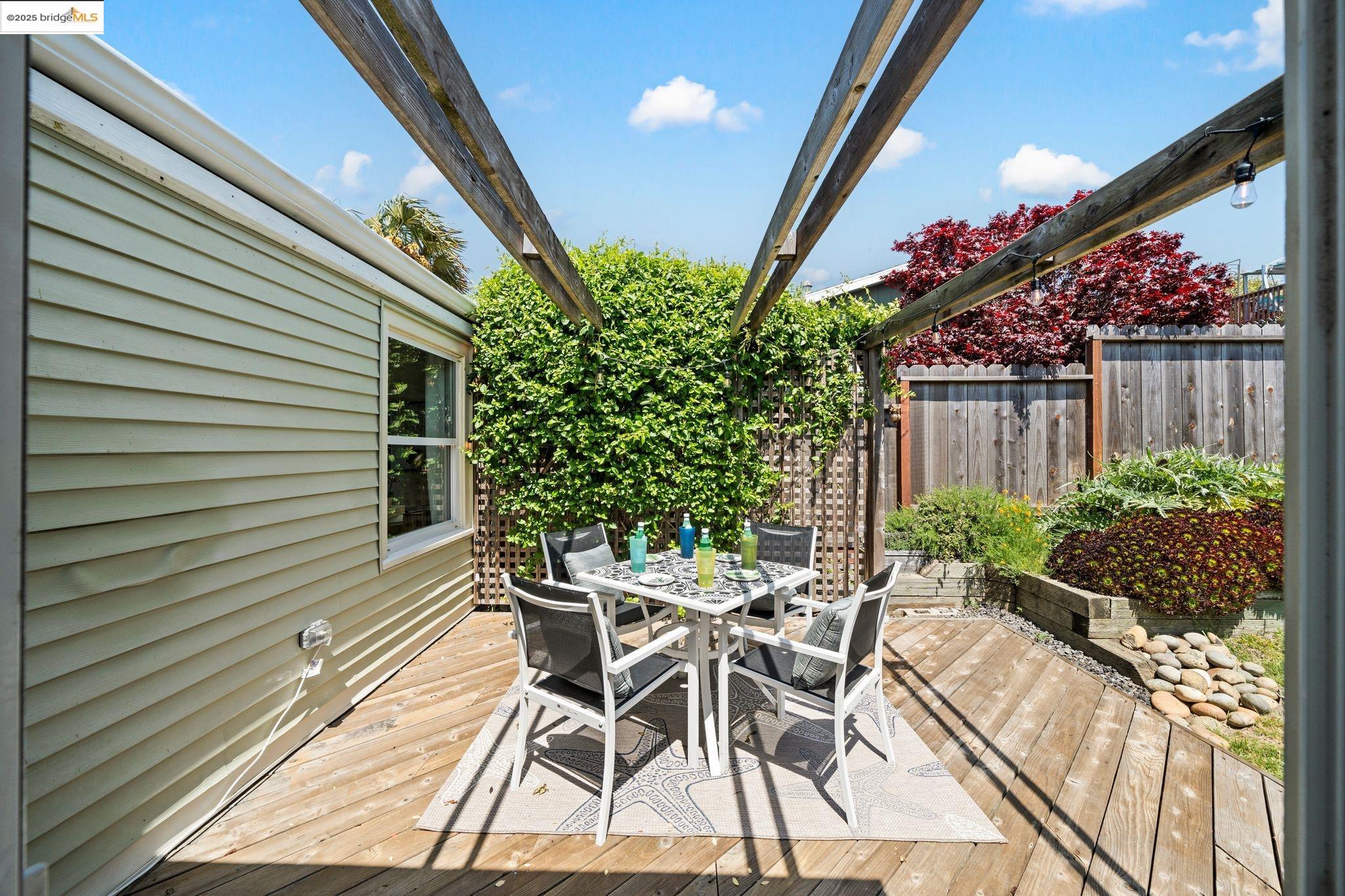 Detail Gallery Image 17 of 30 For 1724 Bayo Vista Ave, San Pablo,  CA 94806 - 2 Beds | 1/1 Baths