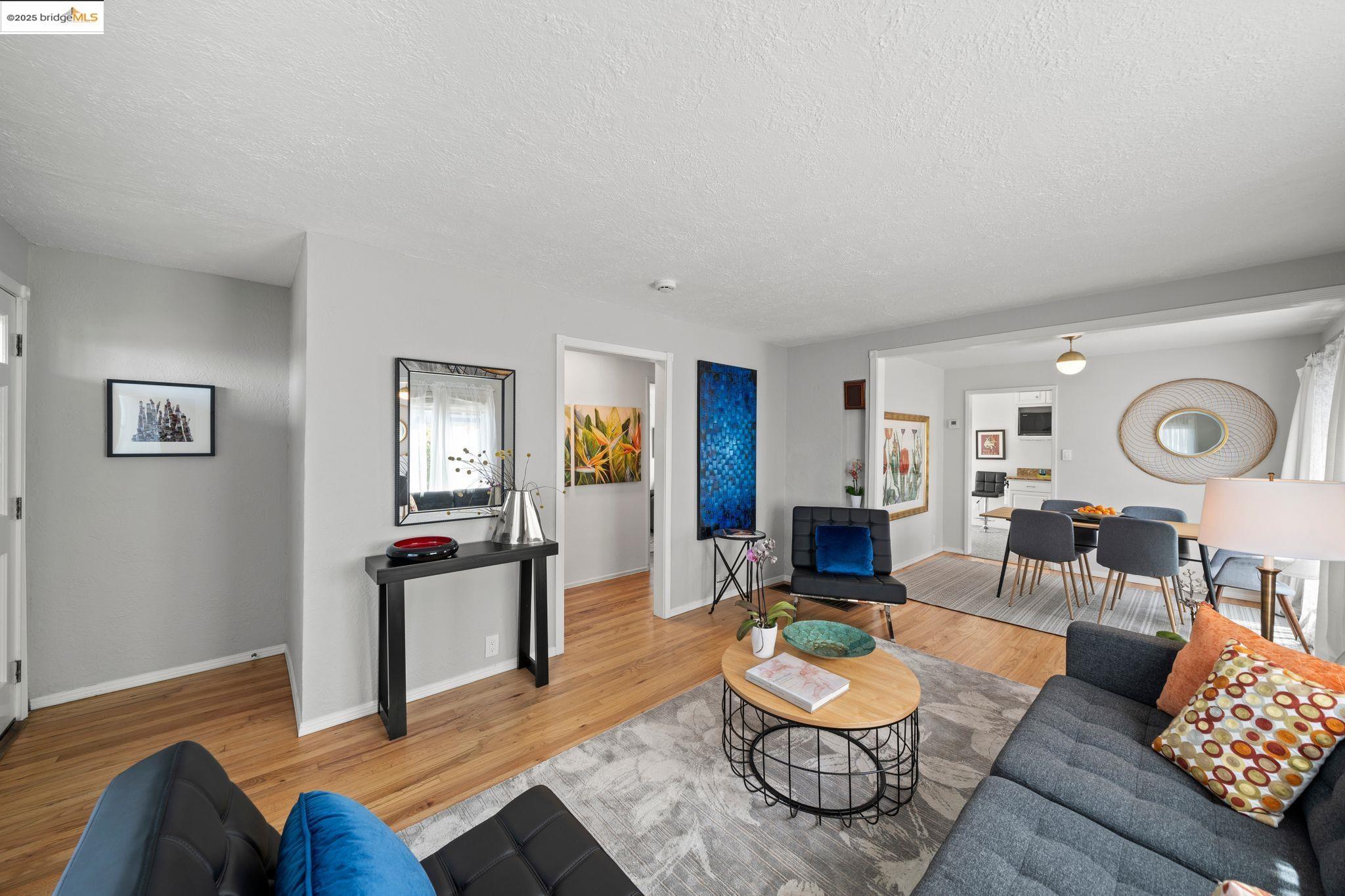 Detail Gallery Image 4 of 30 For 1724 Bayo Vista Ave, San Pablo,  CA 94806 - 2 Beds | 1/1 Baths