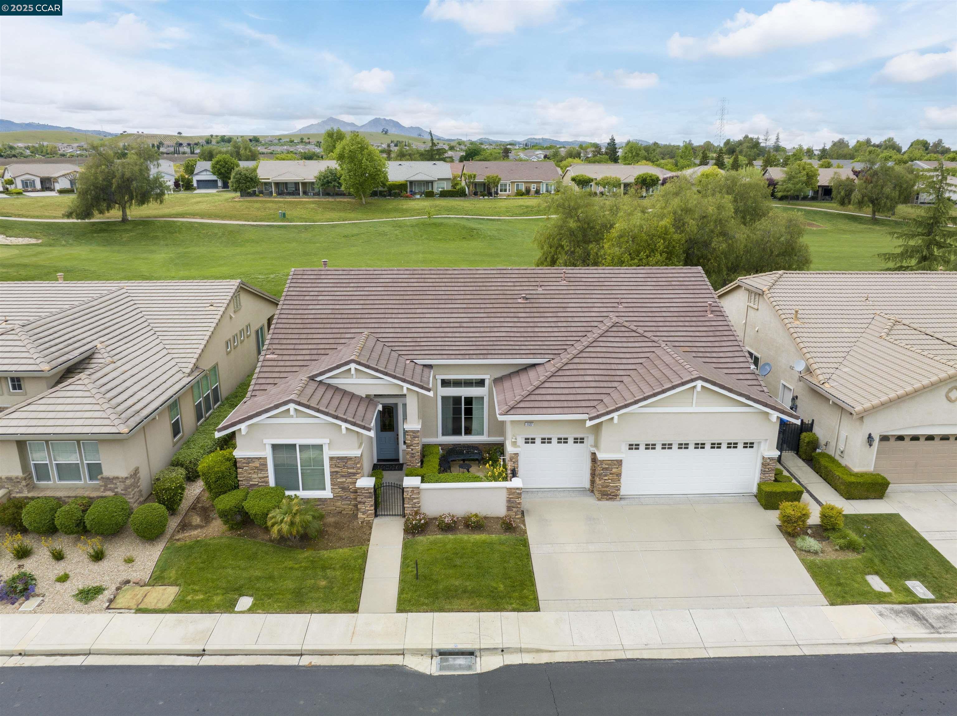 Detail Gallery Image 1 of 1 For 1127 Burghley Ln, Brentwood,  CA 94513 - 3 Beds | 2/1 Baths