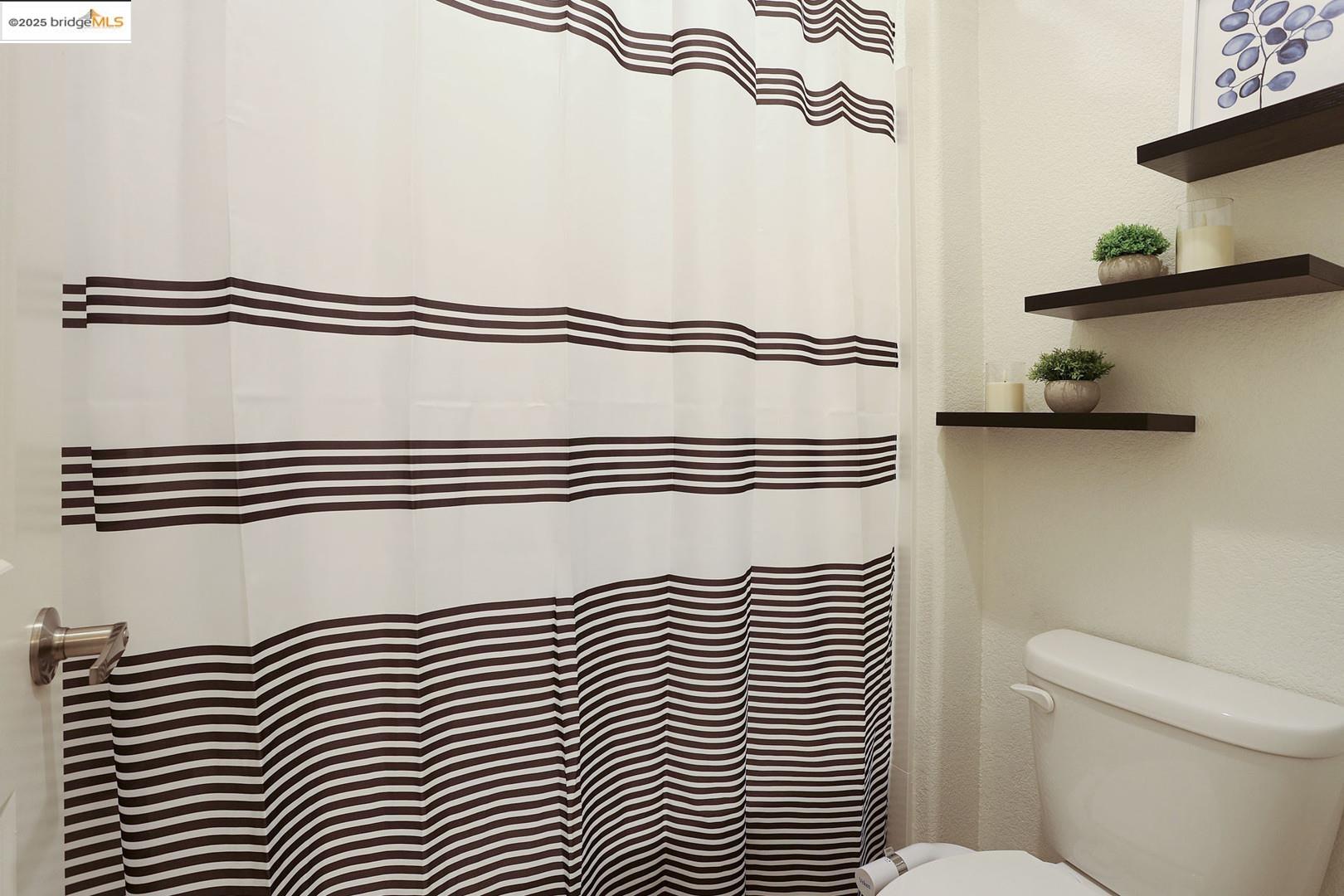 Detail Gallery Image 33 of 60 For 332 Franklin Ln, Ripon,  CA 95366 - 5 Beds | 3 Baths