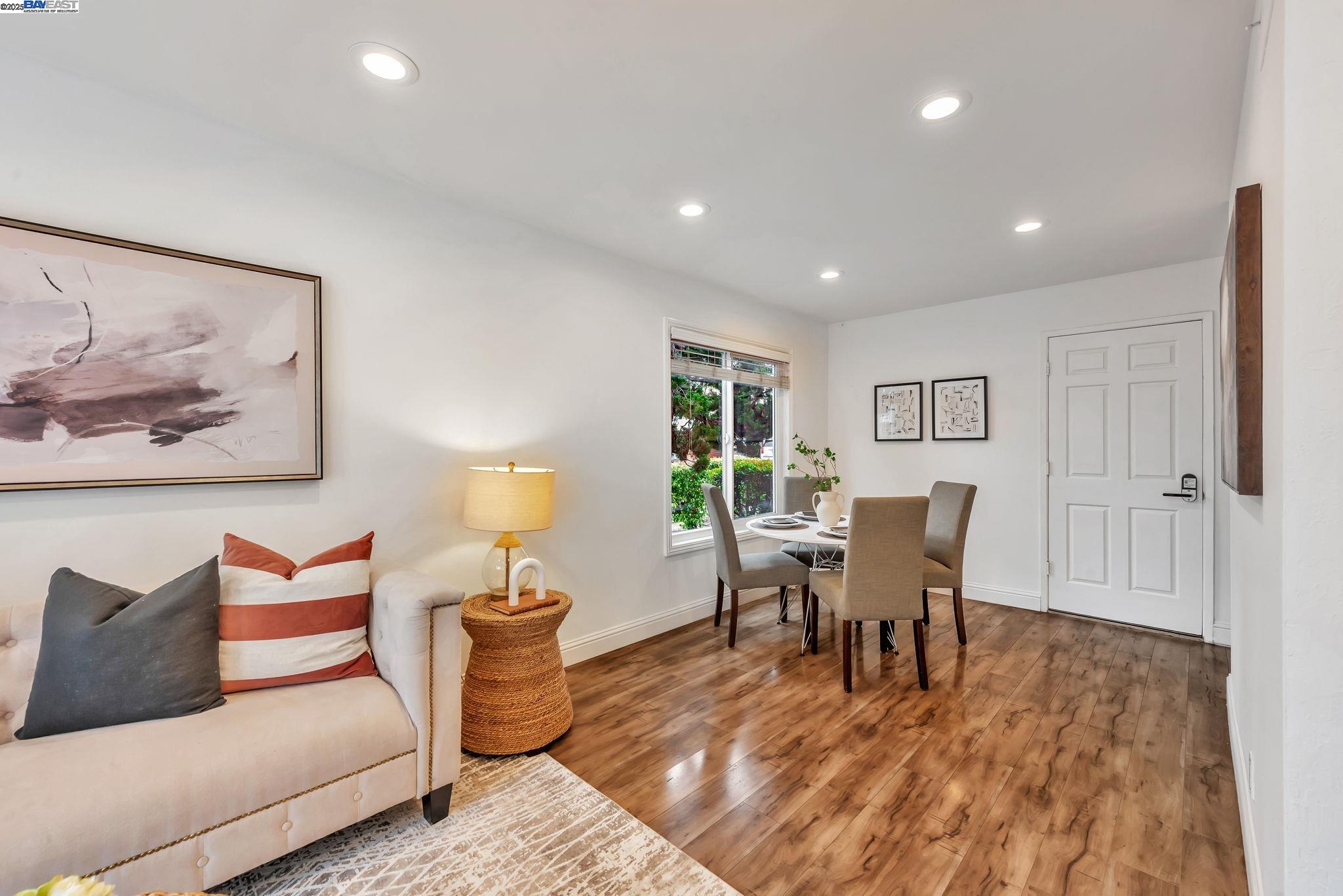 Detail Gallery Image 8 of 43 For 4566 Deerfield Terrace, Fremont,  CA 94538 - 2 Beds | 1/1 Baths