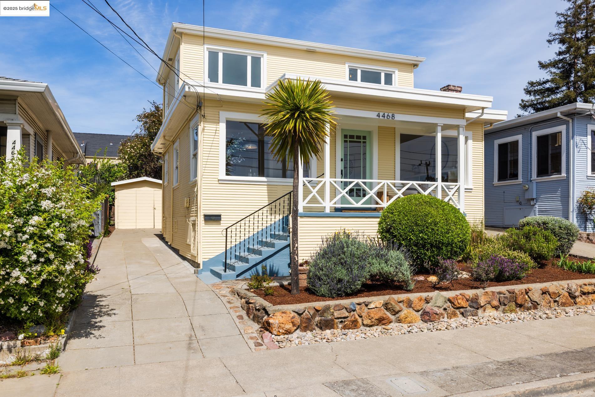 Detail Gallery Image 1 of 1 For 4468 Tulip Ave, Oakland,  CA 94619 - 3 Beds | 2 Baths