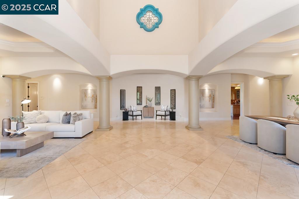 Detail Gallery Image 11 of 60 For 5037 Milton Ranch Rd, Shingle Springs,  CA 95682 - 6 Beds | 6/1 Baths