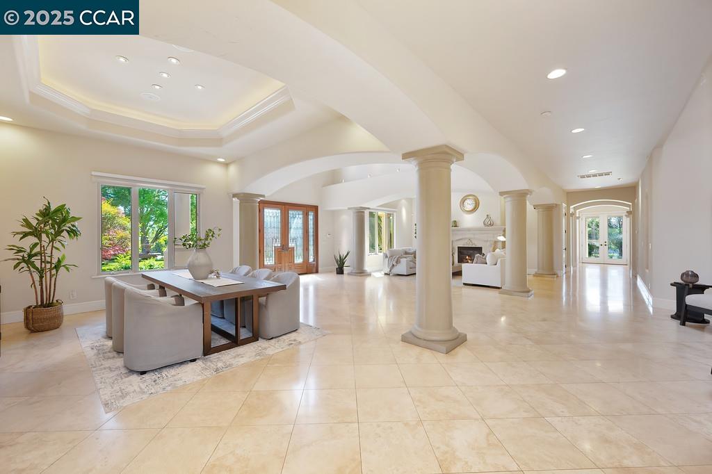Detail Gallery Image 13 of 60 For 5037 Milton Ranch Rd, Shingle Springs,  CA 95682 - 6 Beds | 6/1 Baths