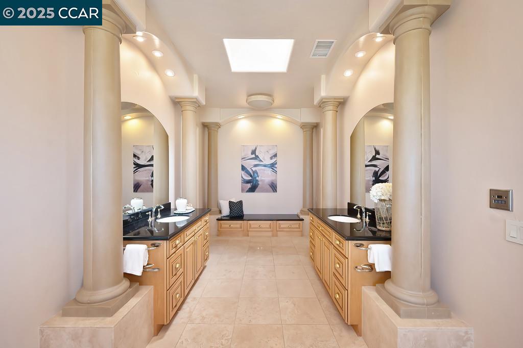 Detail Gallery Image 27 of 60 For 5037 Milton Ranch Rd, Shingle Springs,  CA 95682 - 6 Beds | 6/1 Baths