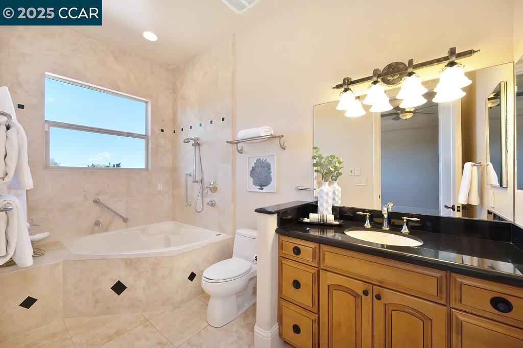 Detail Gallery Image 32 of 60 For 5037 Milton Ranch Rd, Shingle Springs,  CA 95682 - 6 Beds | 6/1 Baths