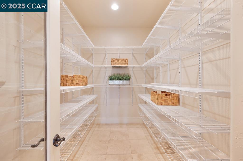 Detail Gallery Image 36 of 60 For 5037 Milton Ranch Rd, Shingle Springs,  CA 95682 - 6 Beds | 6/1 Baths