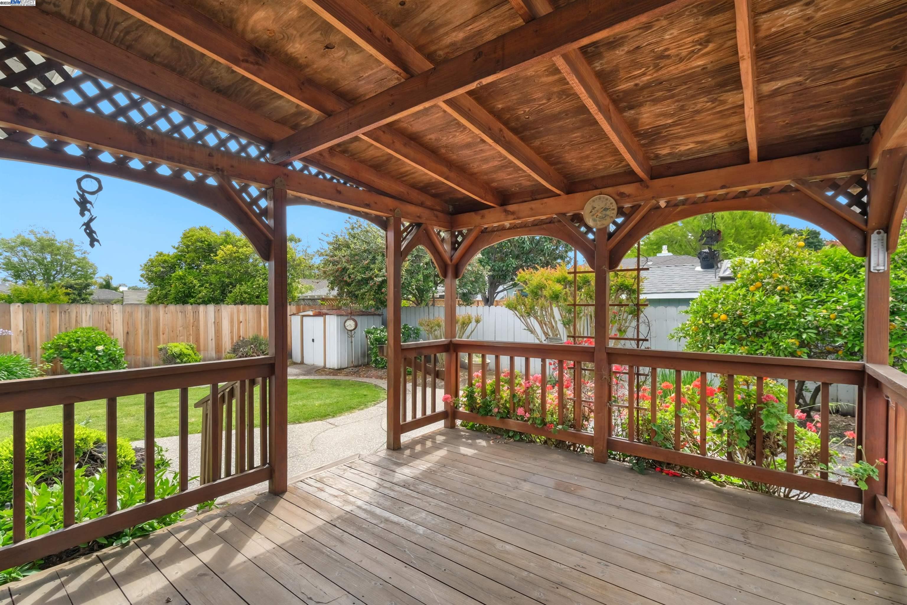 Detail Gallery Image 25 of 30 For 17039 via Pasatiempo, San Lorenzo,  CA 94580 - 3 Beds | 1 Baths