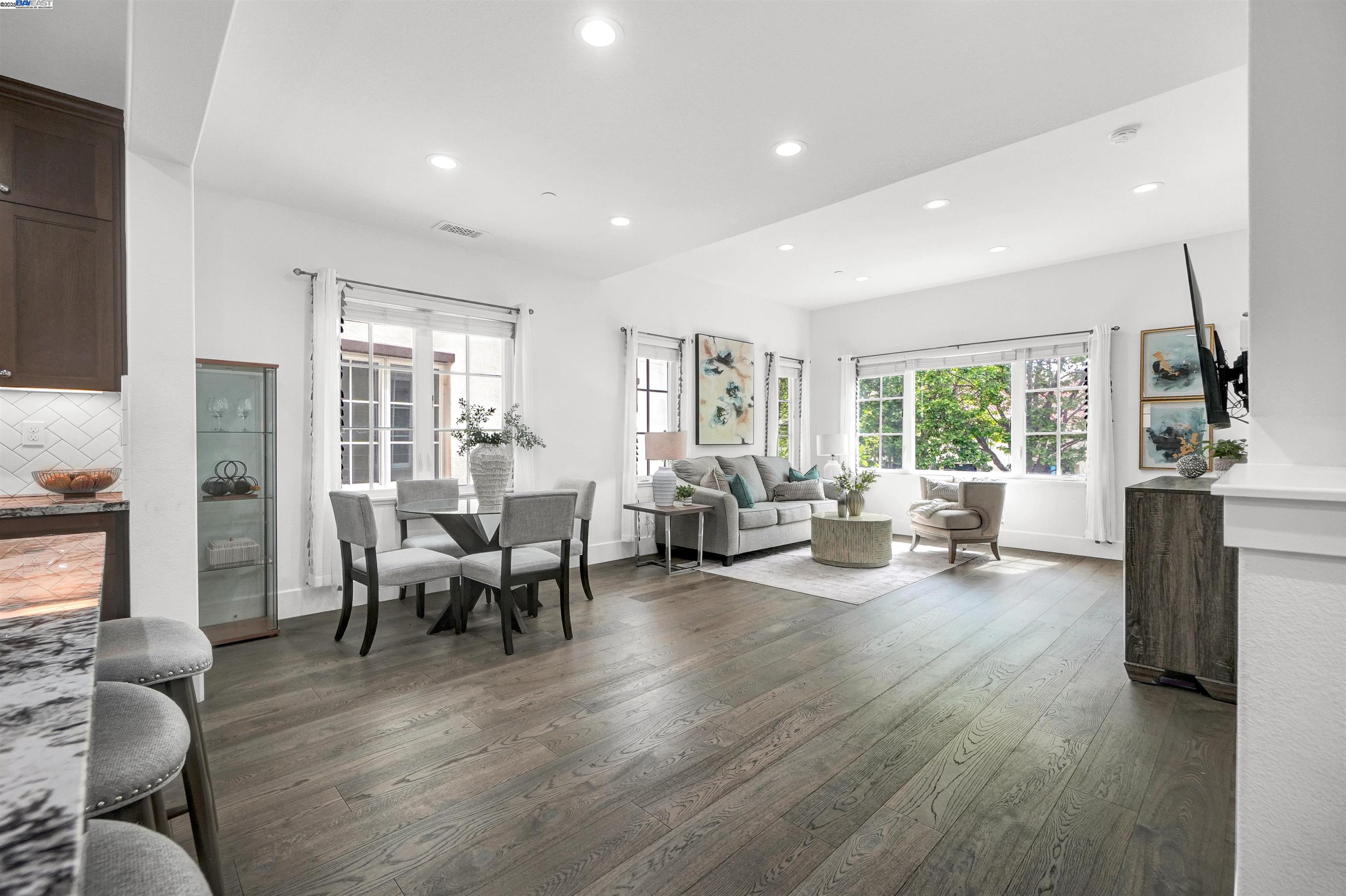 Detail Gallery Image 9 of 37 For 39567 Stevenson Place, Fremont,  CA 94539 - 4 Beds | 3/1 Baths