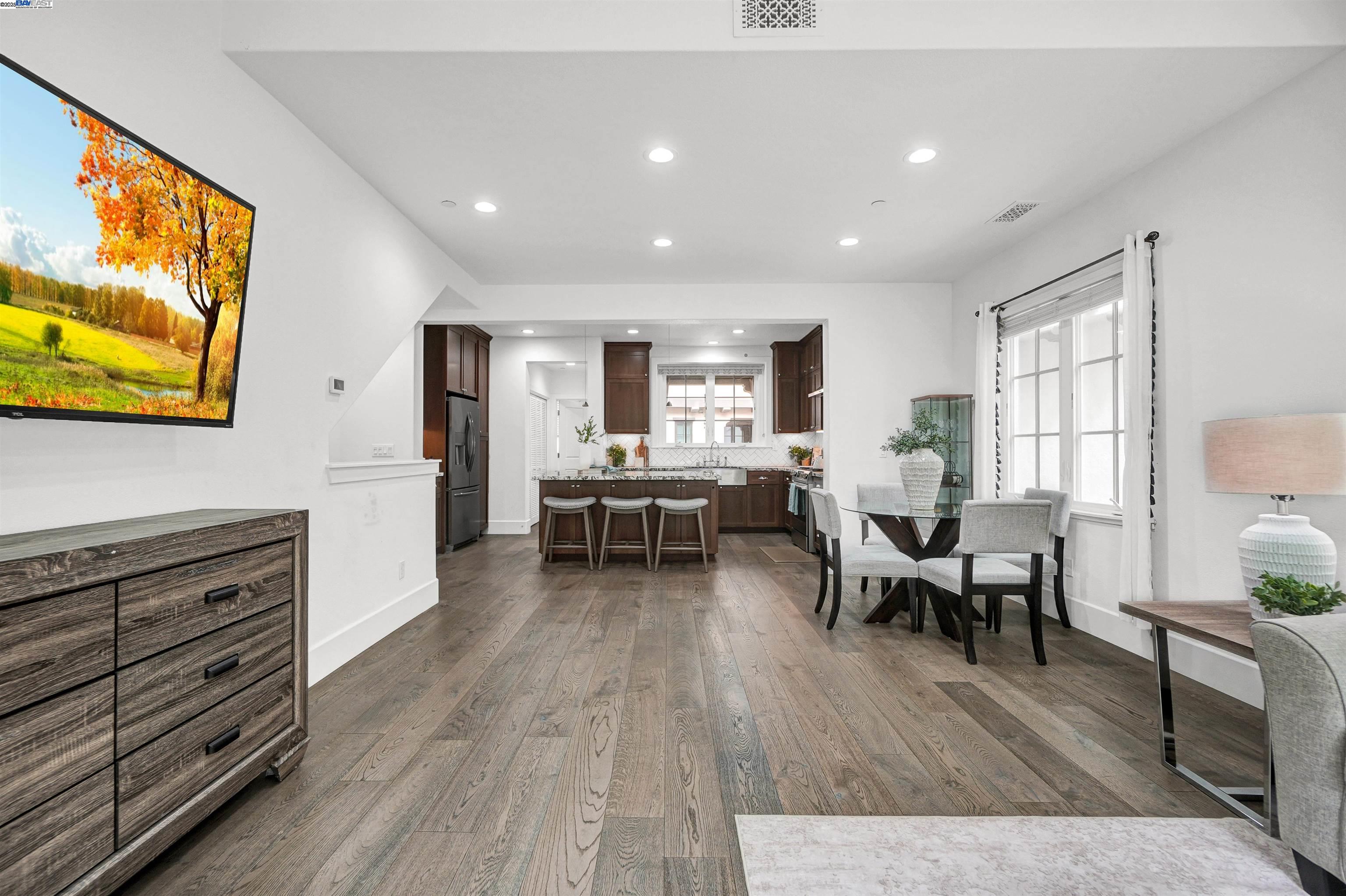 Detail Gallery Image 11 of 37 For 39567 Stevenson Place, Fremont,  CA 94539 - 4 Beds | 3/1 Baths